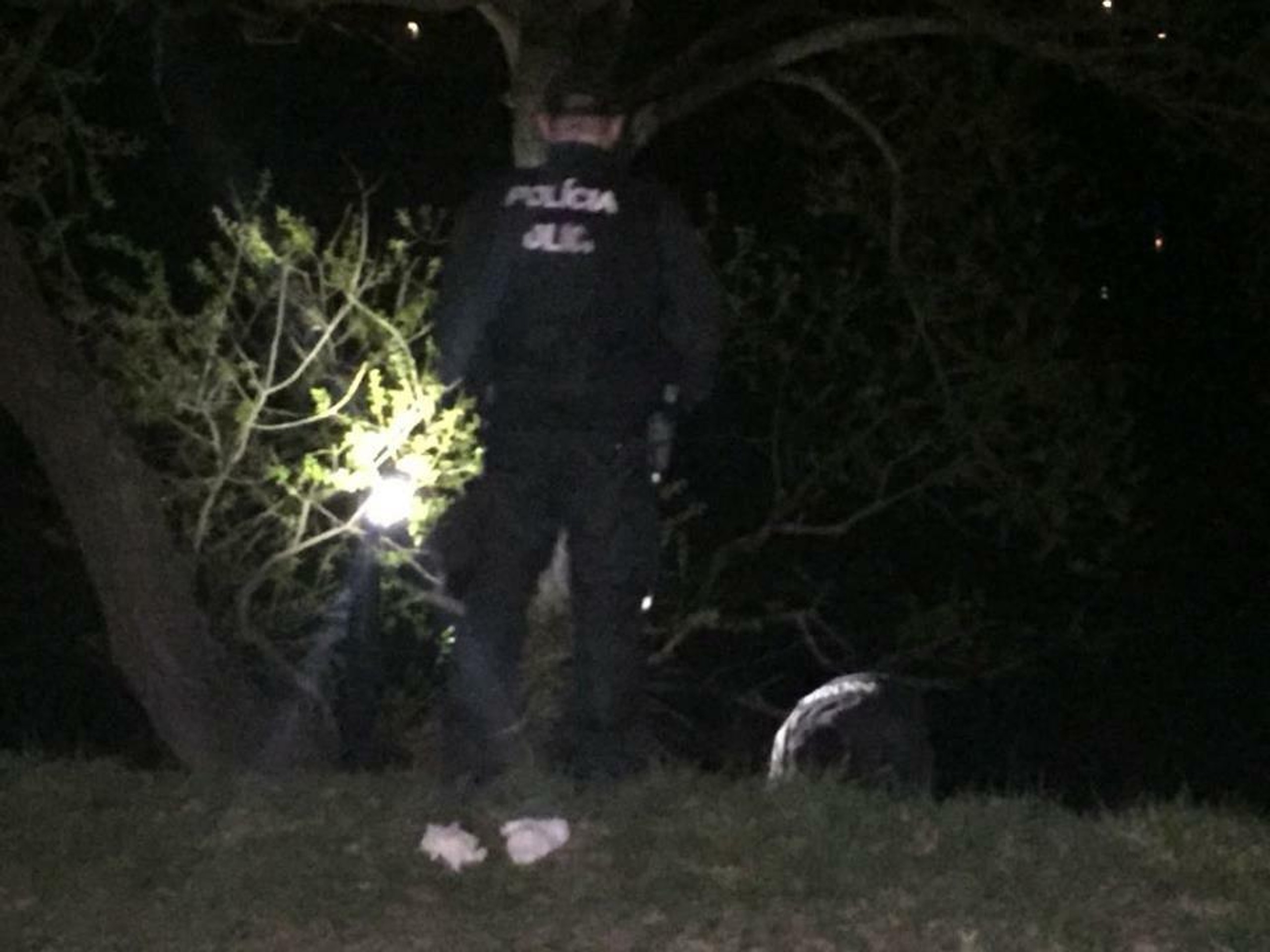 Vo Váhu našli mŕtvolu muža.