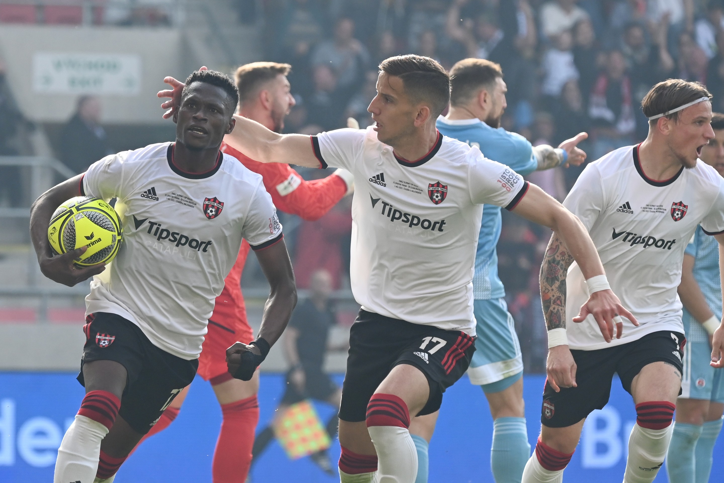 Trnava oslavuje gól