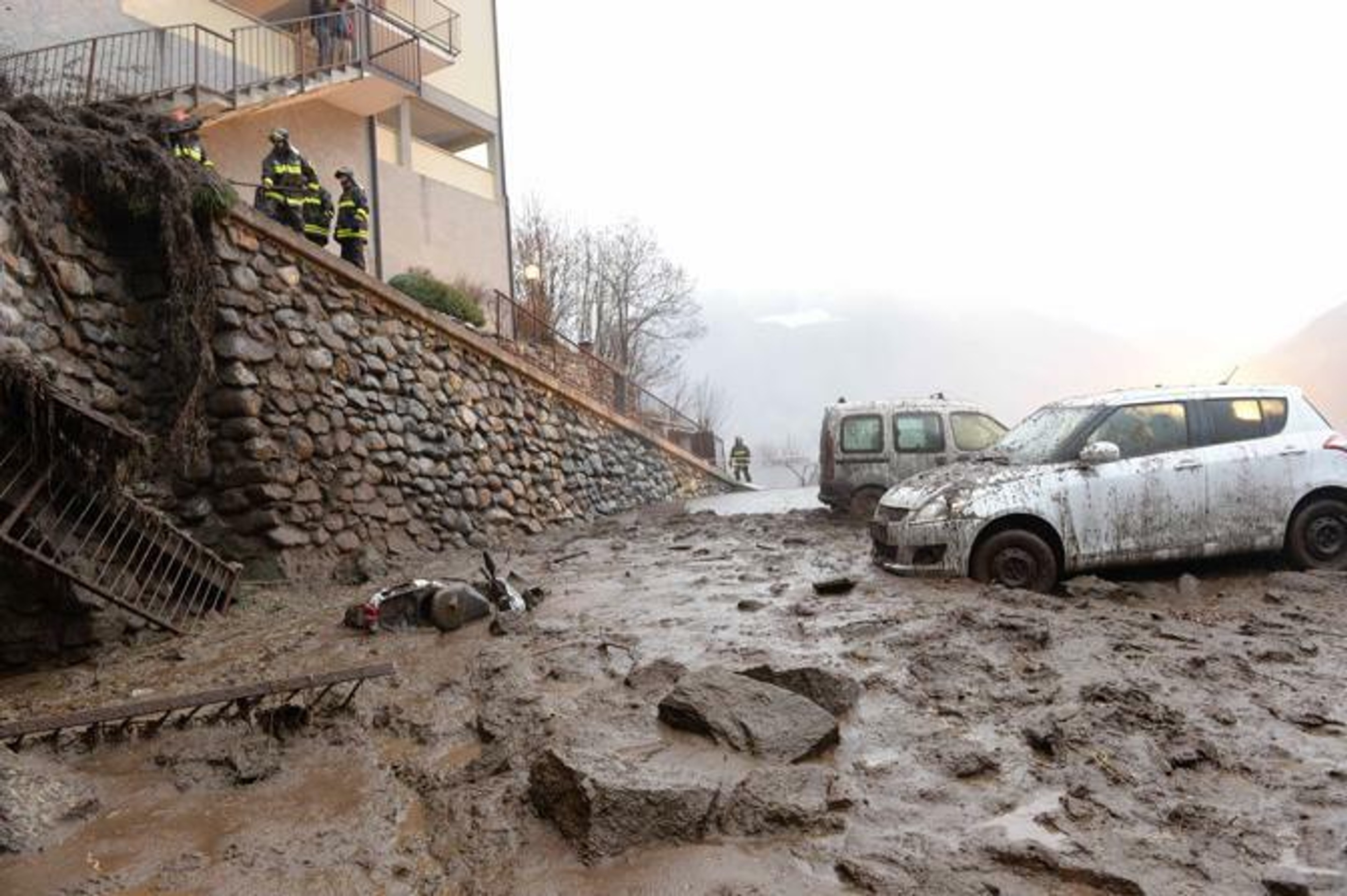 Dážď a zosuv pôdy v Talianskych Alpách