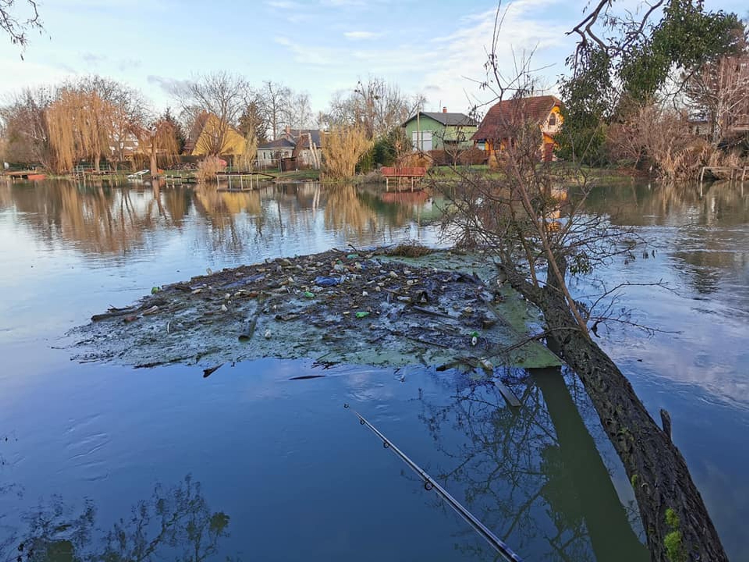 znečistený Malý Dunaj
