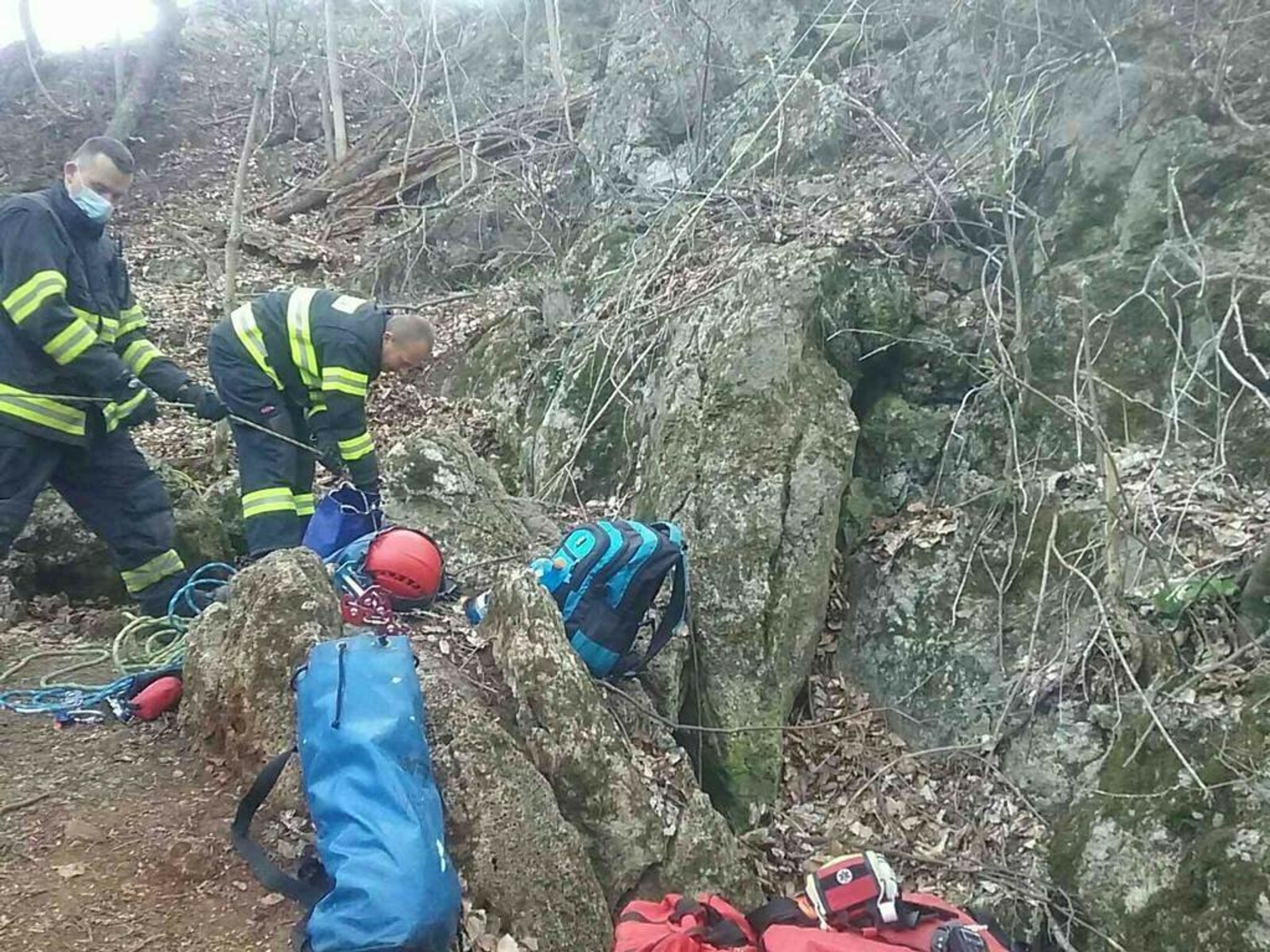 Záchranná akcia v jaskyni v obci Hubina.
