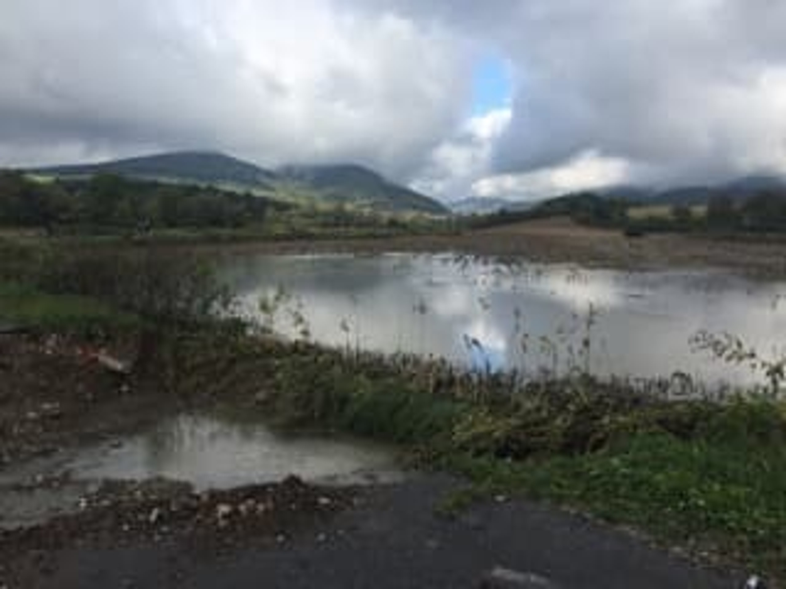 Rozbitá cyklotrasa.