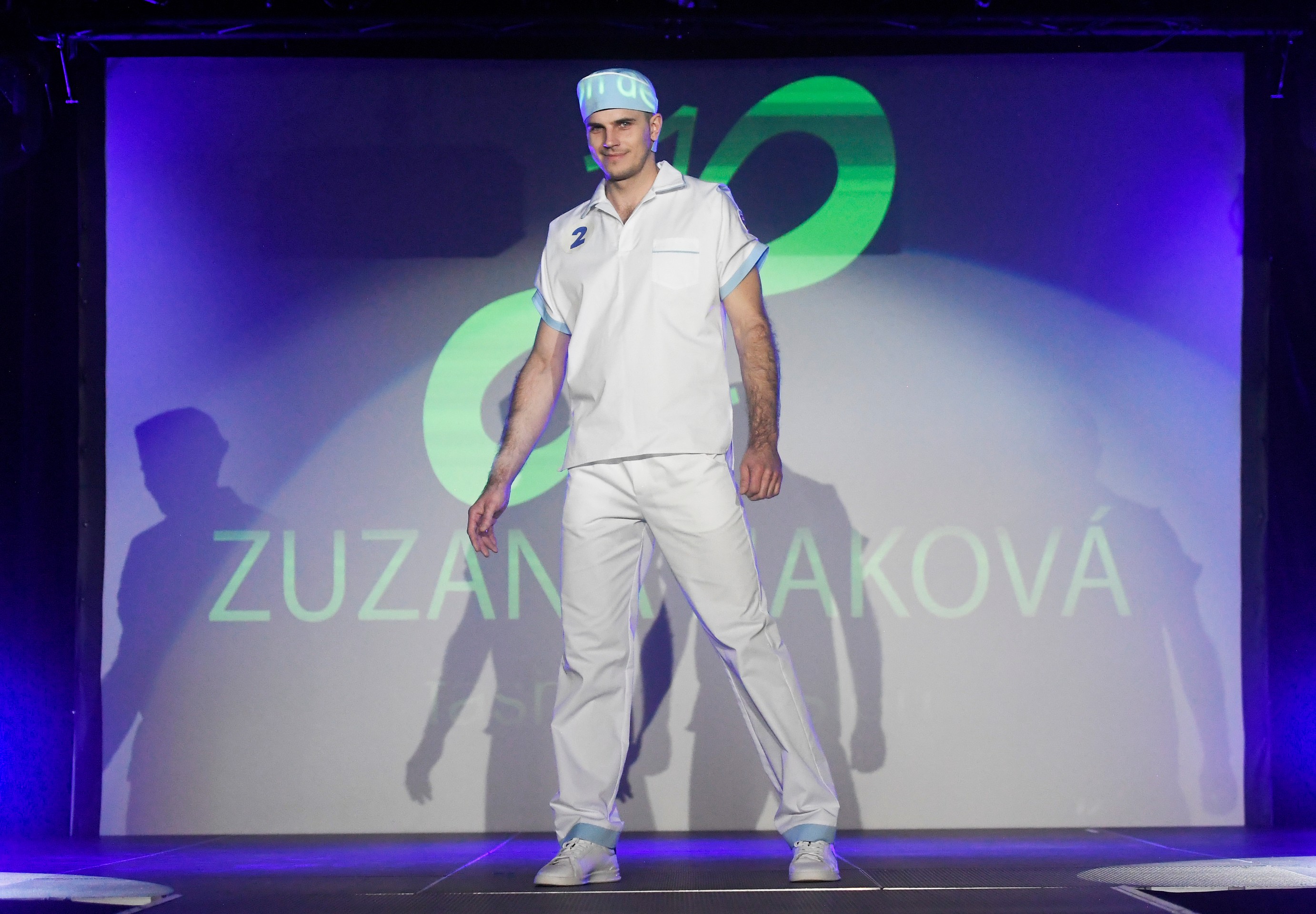 Slávnostné predstavenie uniformy slovenských sestier.