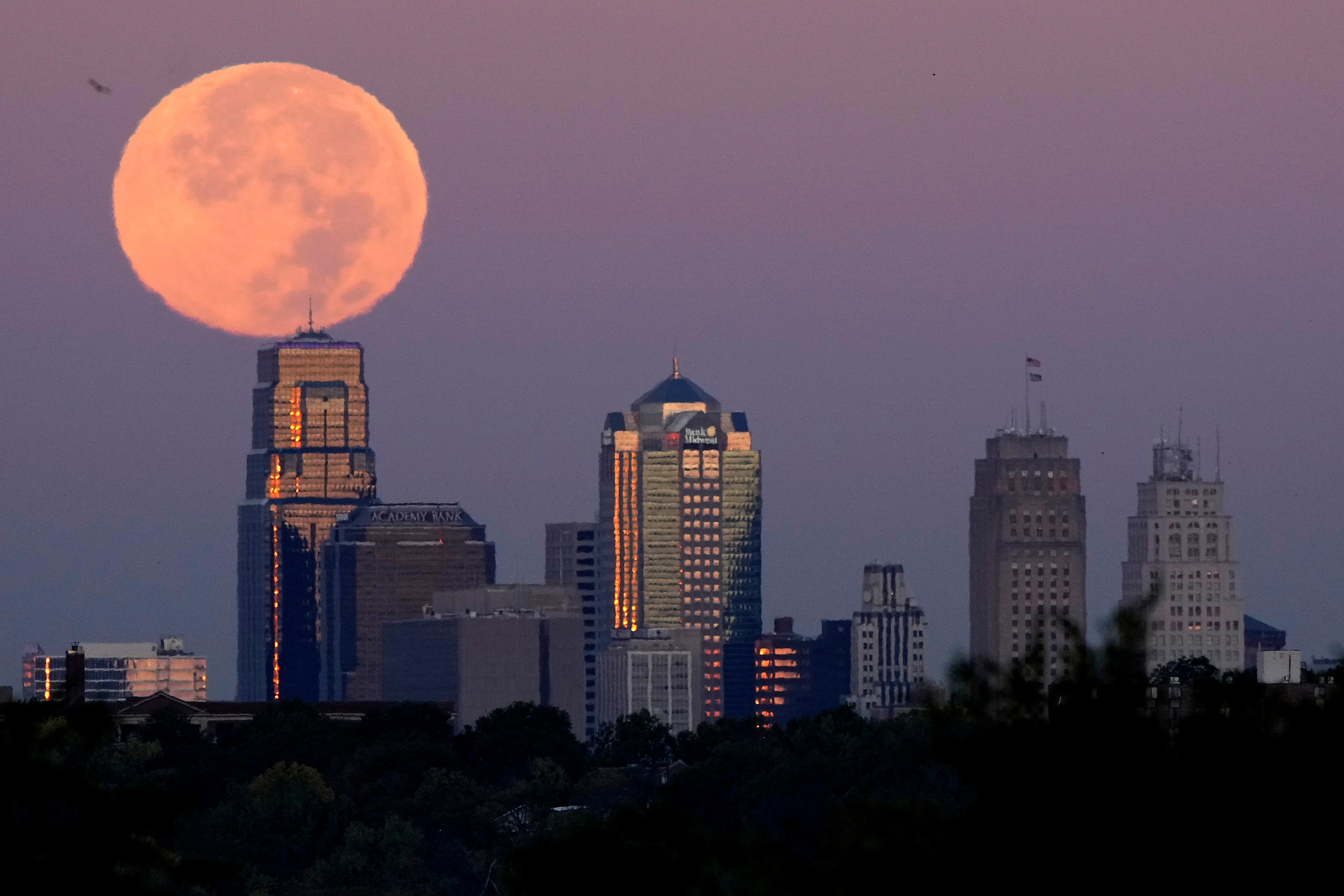 Supermesiac v Kansas City