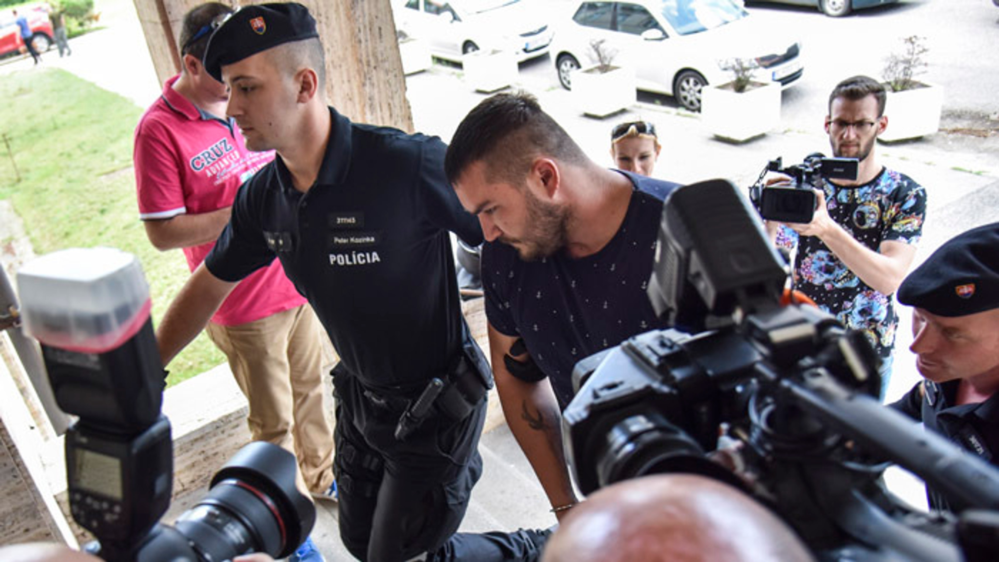 Juraja H. eskortovali na súd.