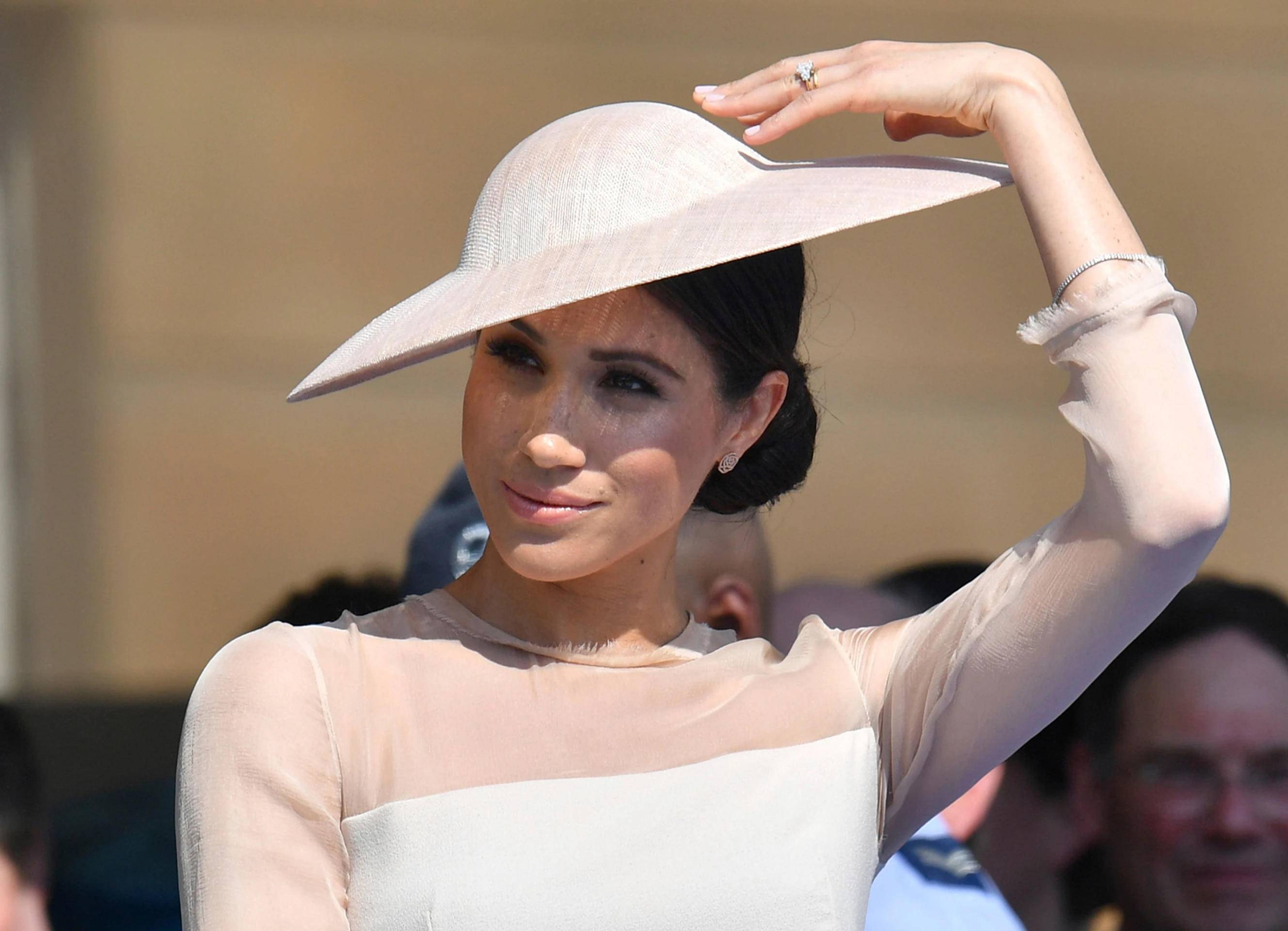 Prvýkrát na verejnosti ako novomanželia. Harry a Meghan žiaria šťastím