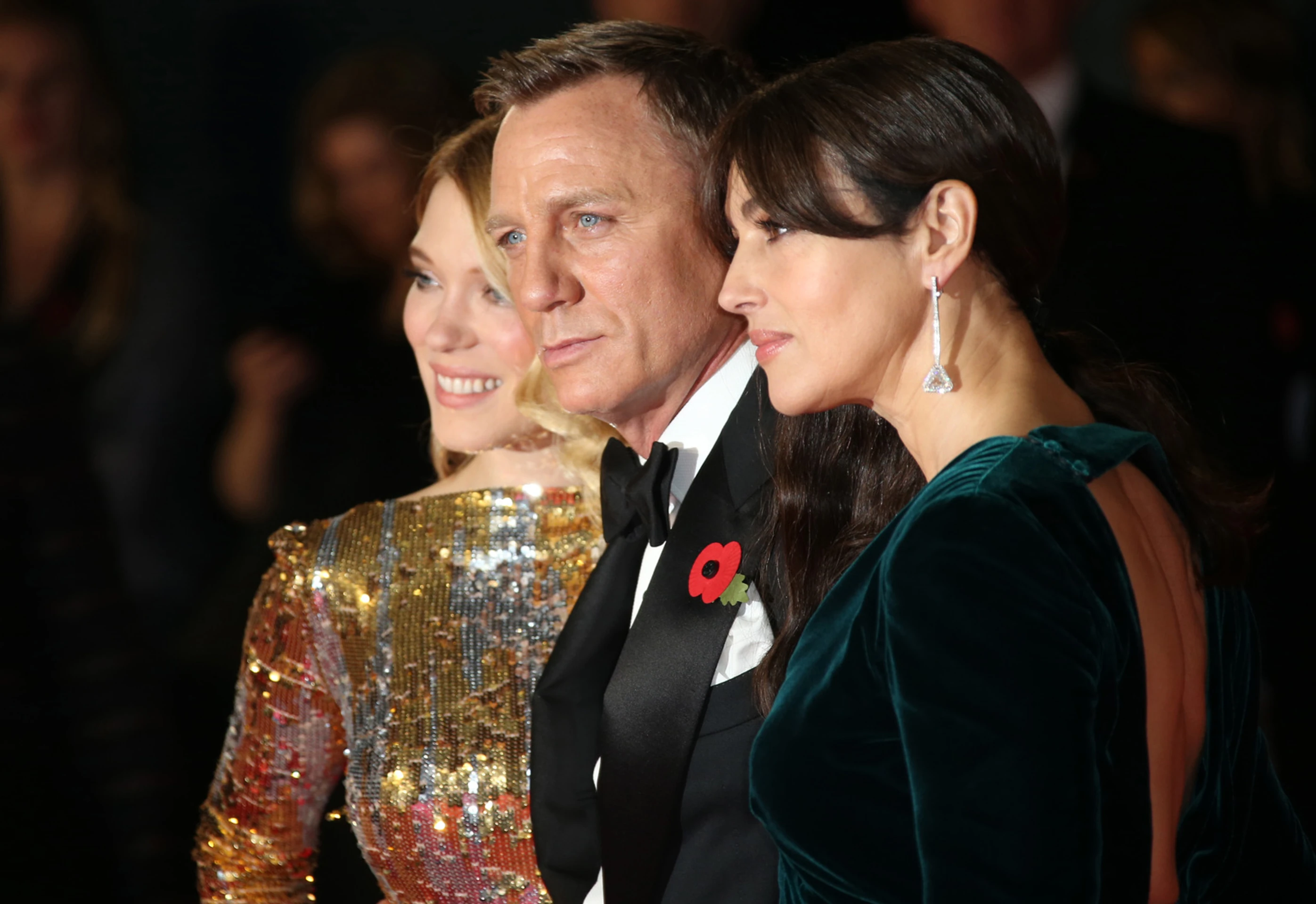 Svetová premiéra najnovšieho filmu o Jamesovi Bondovi s názvom Spectre.
