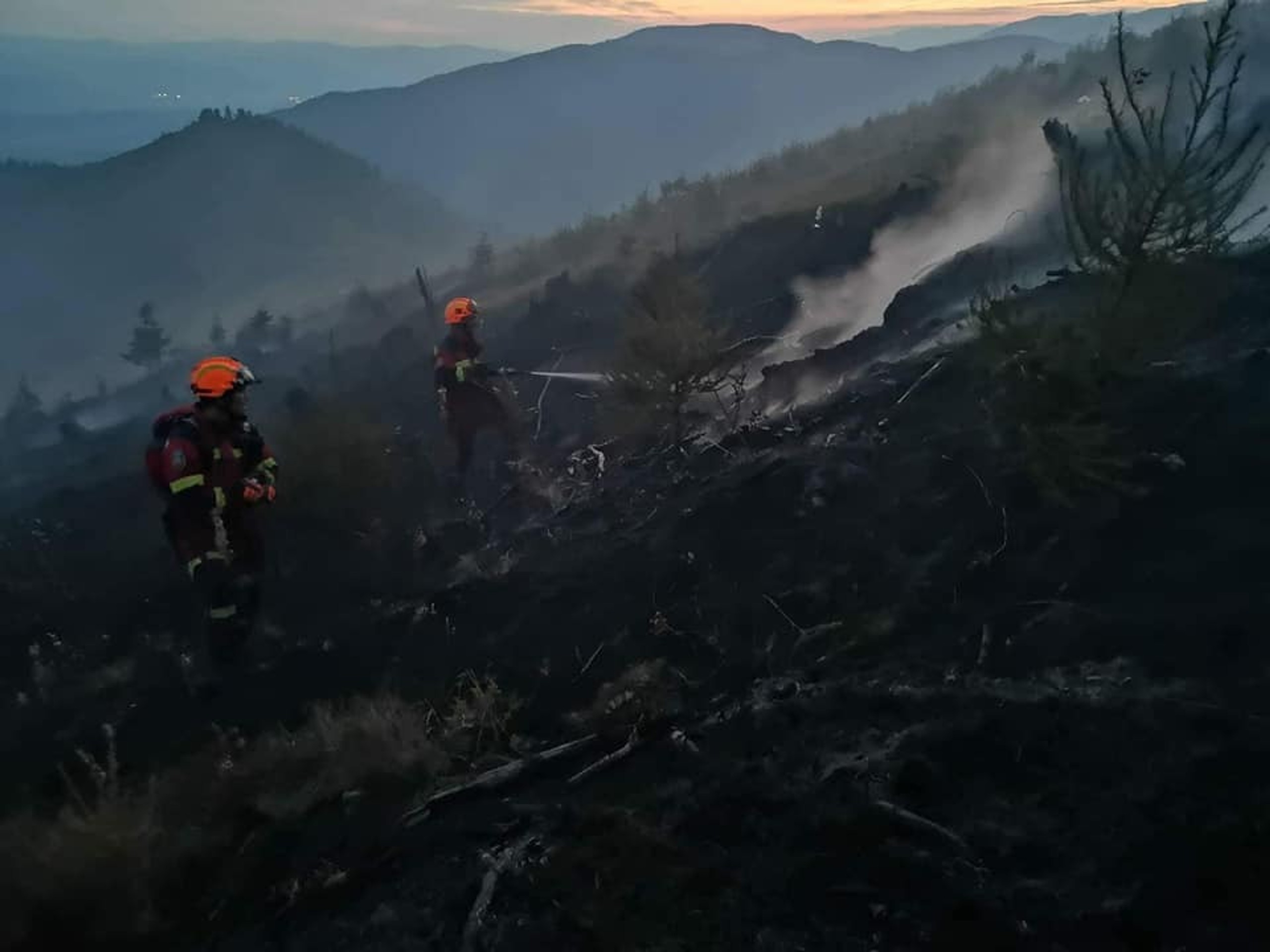 Požiar lesa pri obci Polomka.