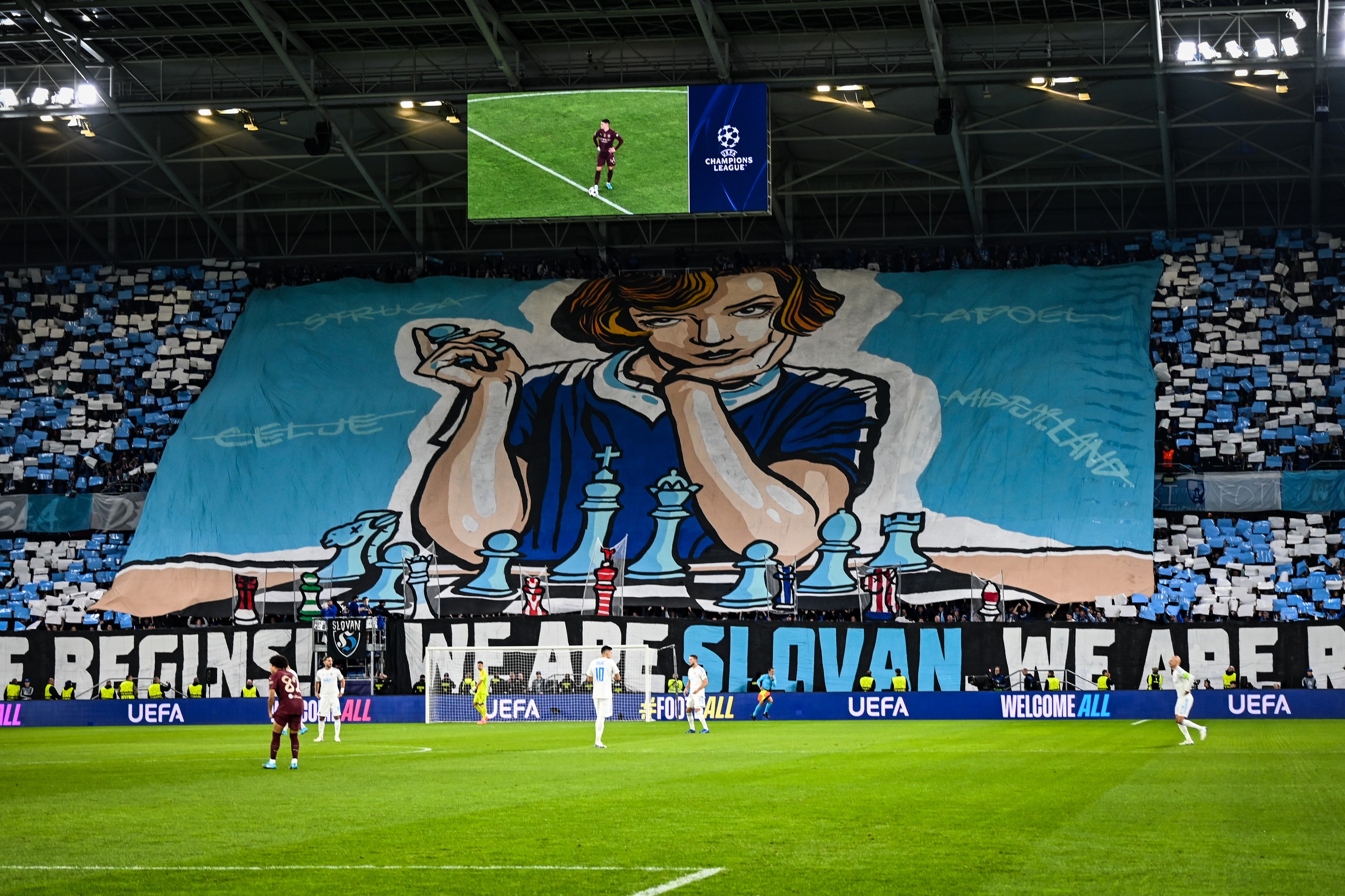 Pamätný večer na Tehelnom poli