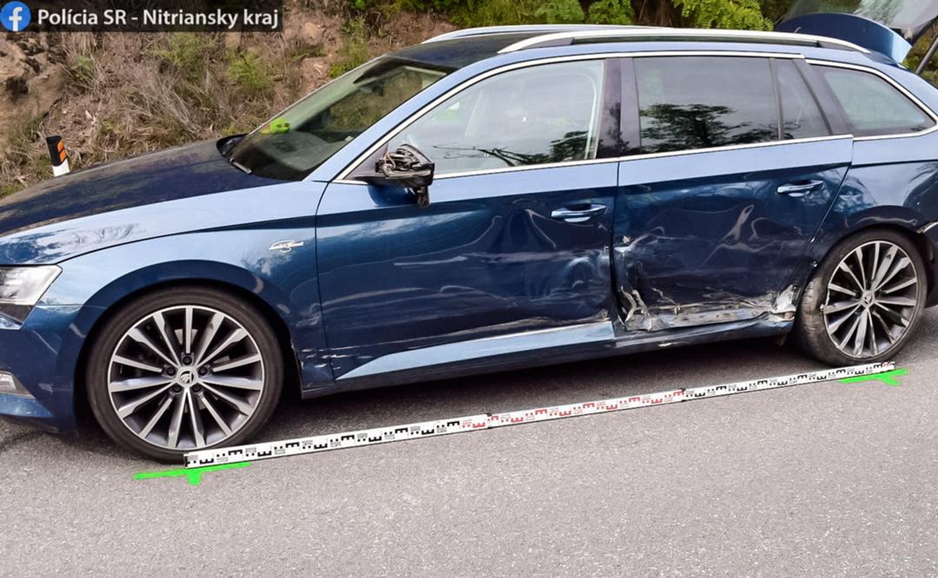 Po šmyku narazil do auta