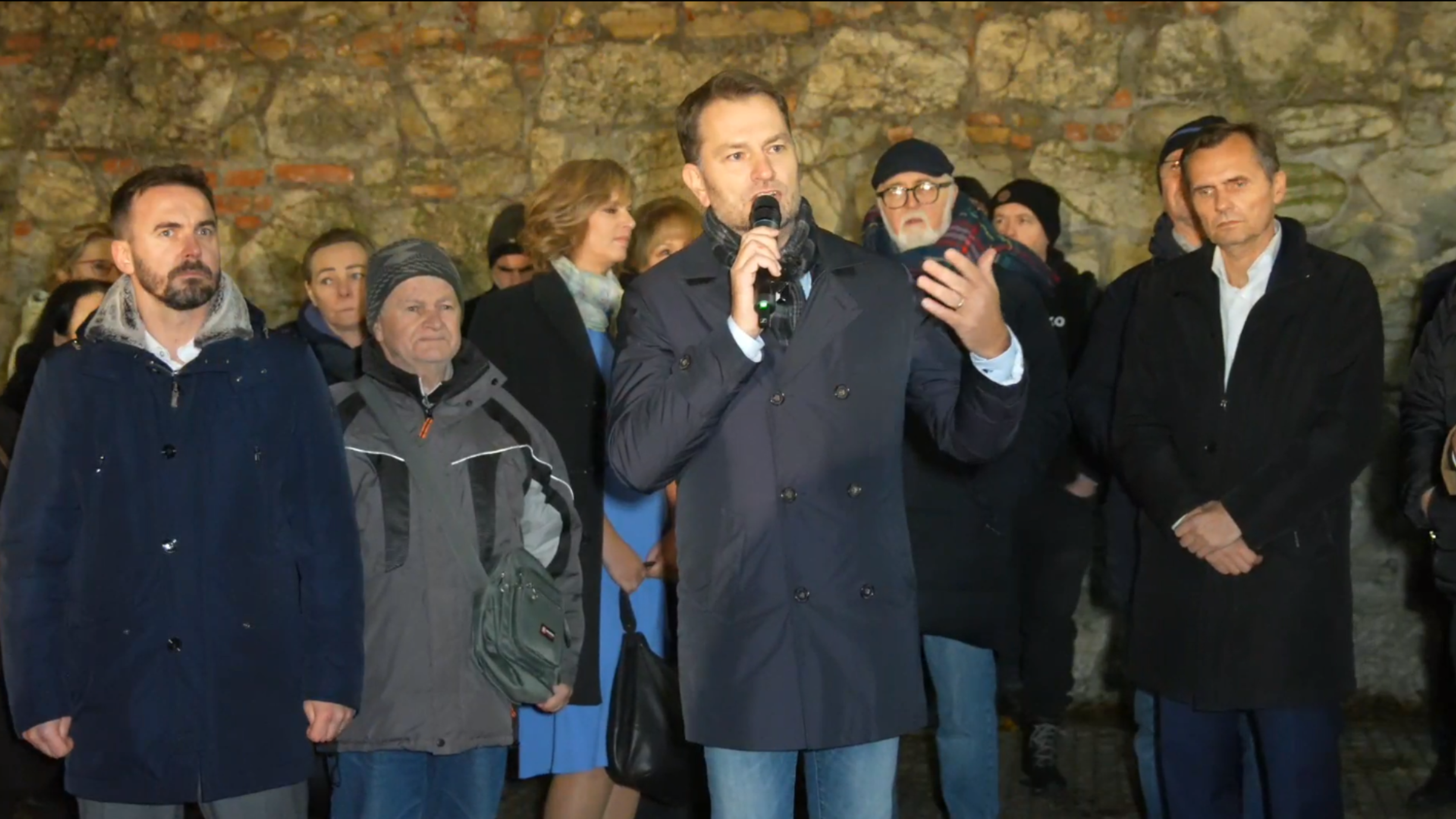 Protest pred Národnou radou SR