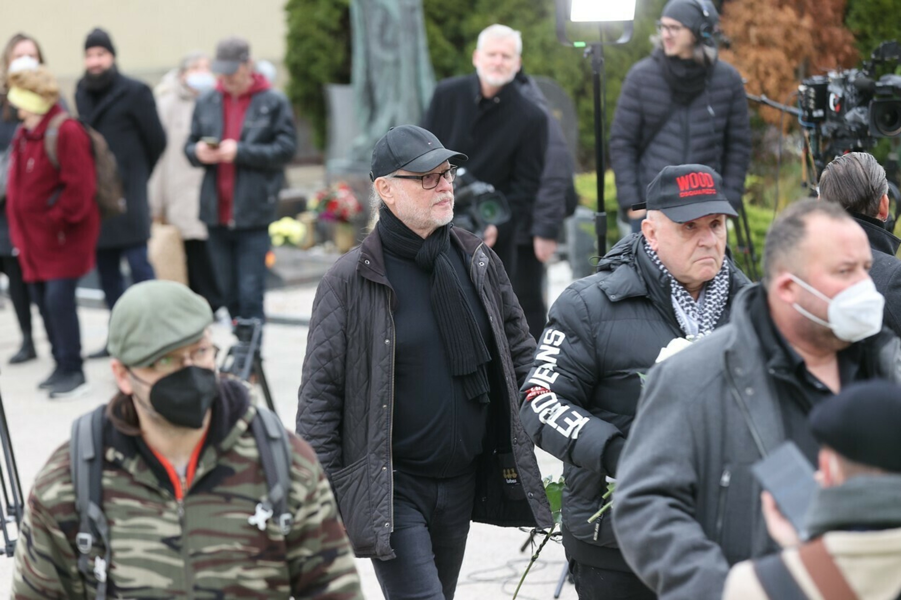 Vašo Patejdl a Jožo Ráž na poslednej rozlúčke s Miroslavom Žbirkom v Prahe