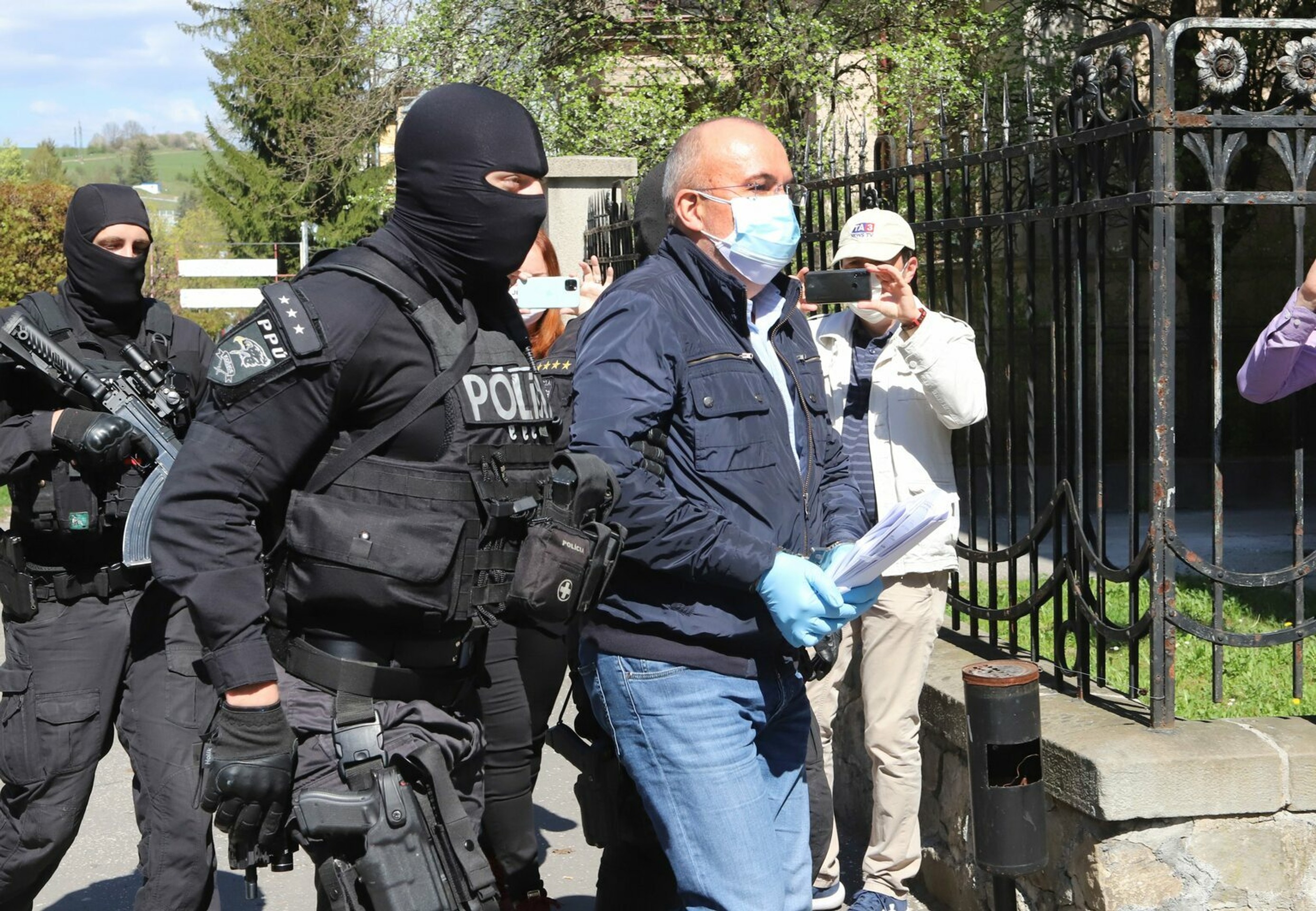 RodinaNaPrenajom.mp4