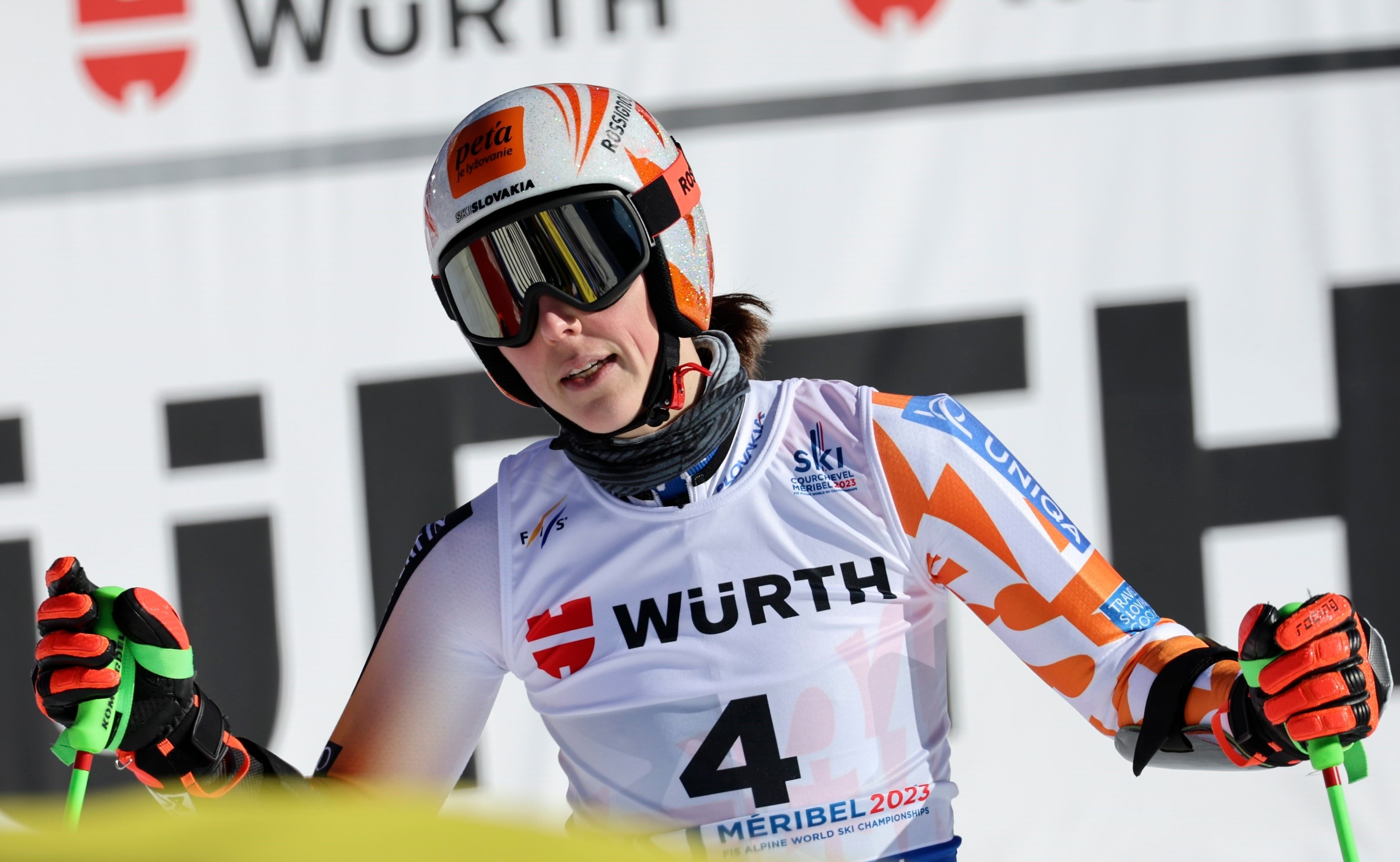 Sklamaná Petra Vlhová v cieli po 2. kole obráku.