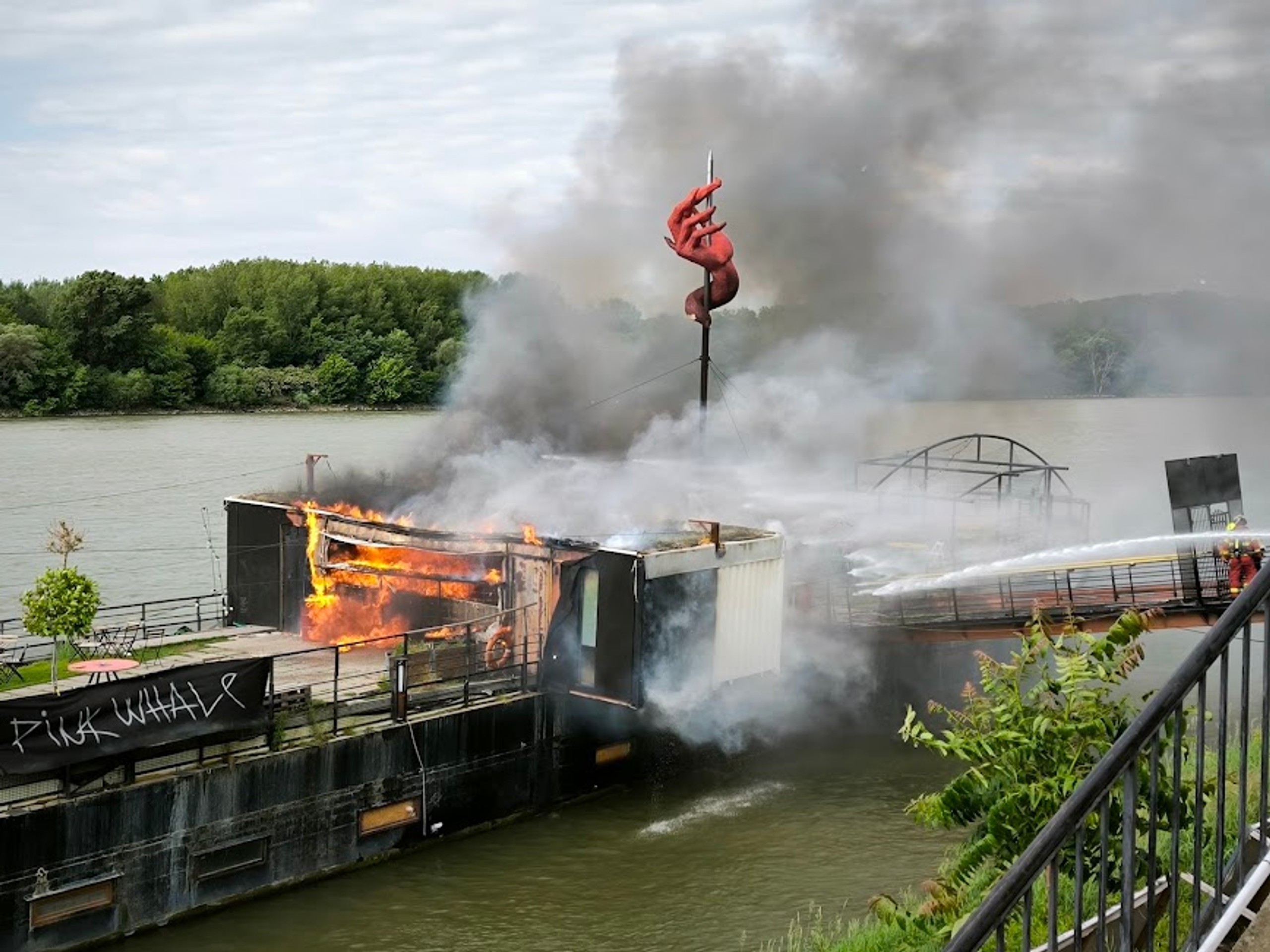 V Bratislave horel obľúbený podnik.