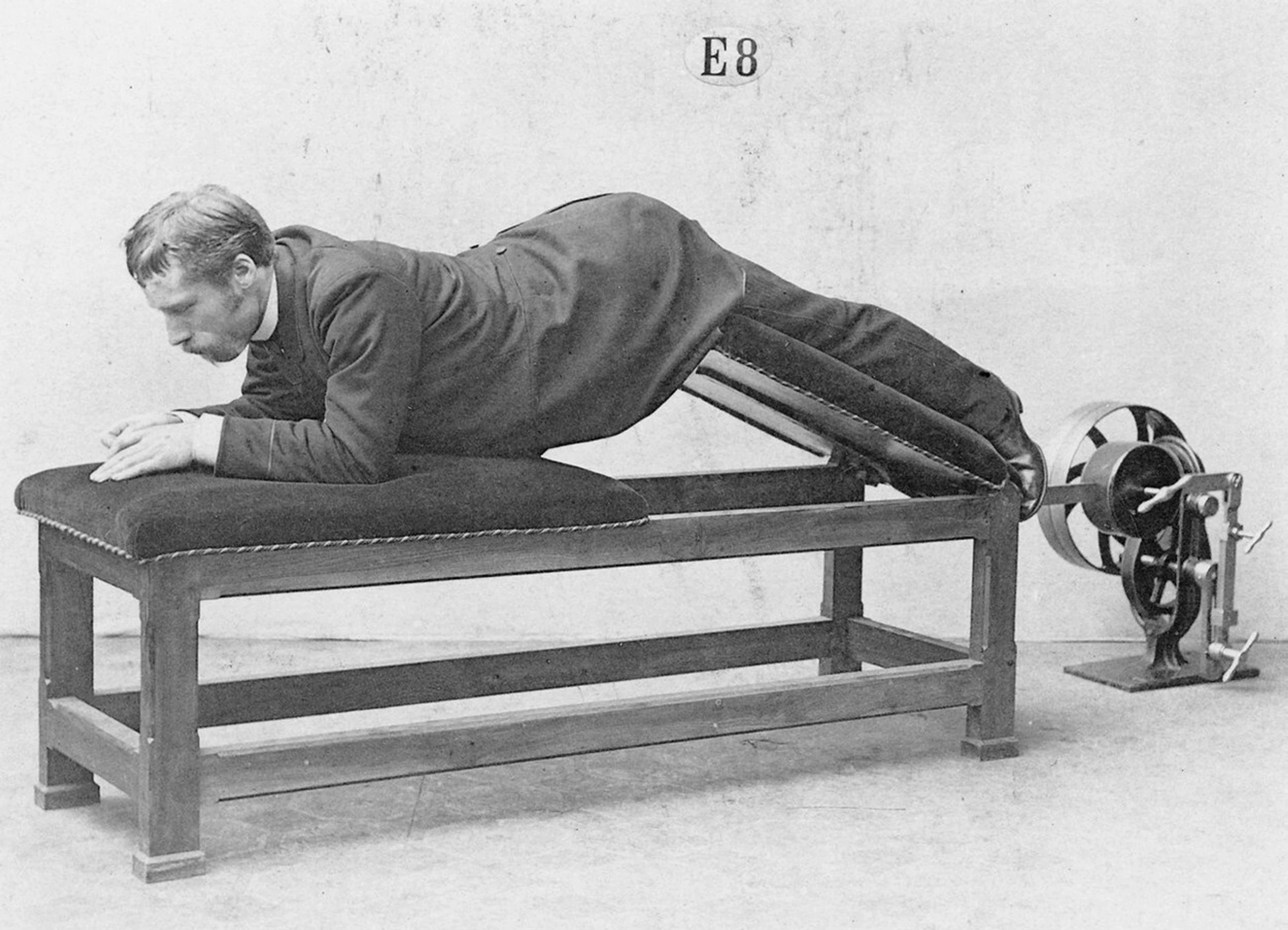 Posilňovňa z roku 1892.