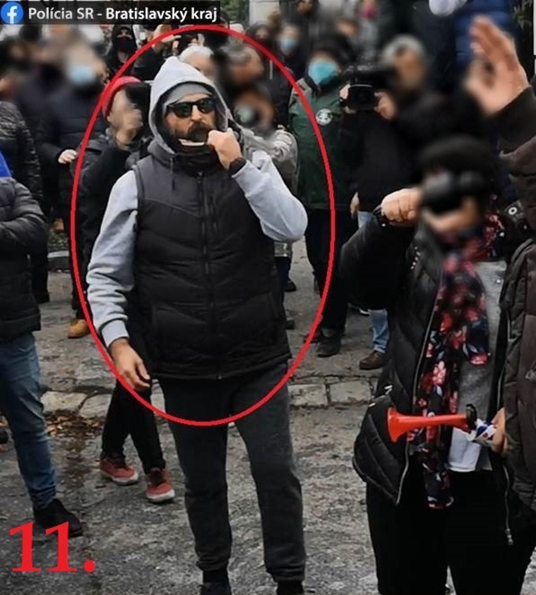 Hľadaný muž z protestu zo 17. októbra.