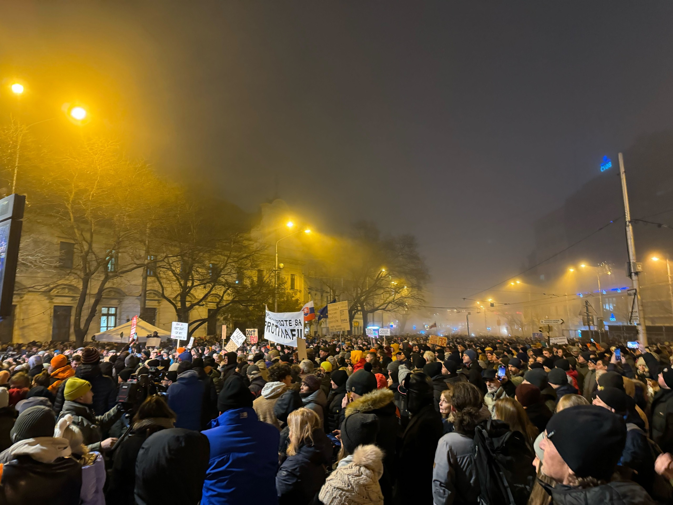 Protivládny protest na Námestí SNP v Bratislave