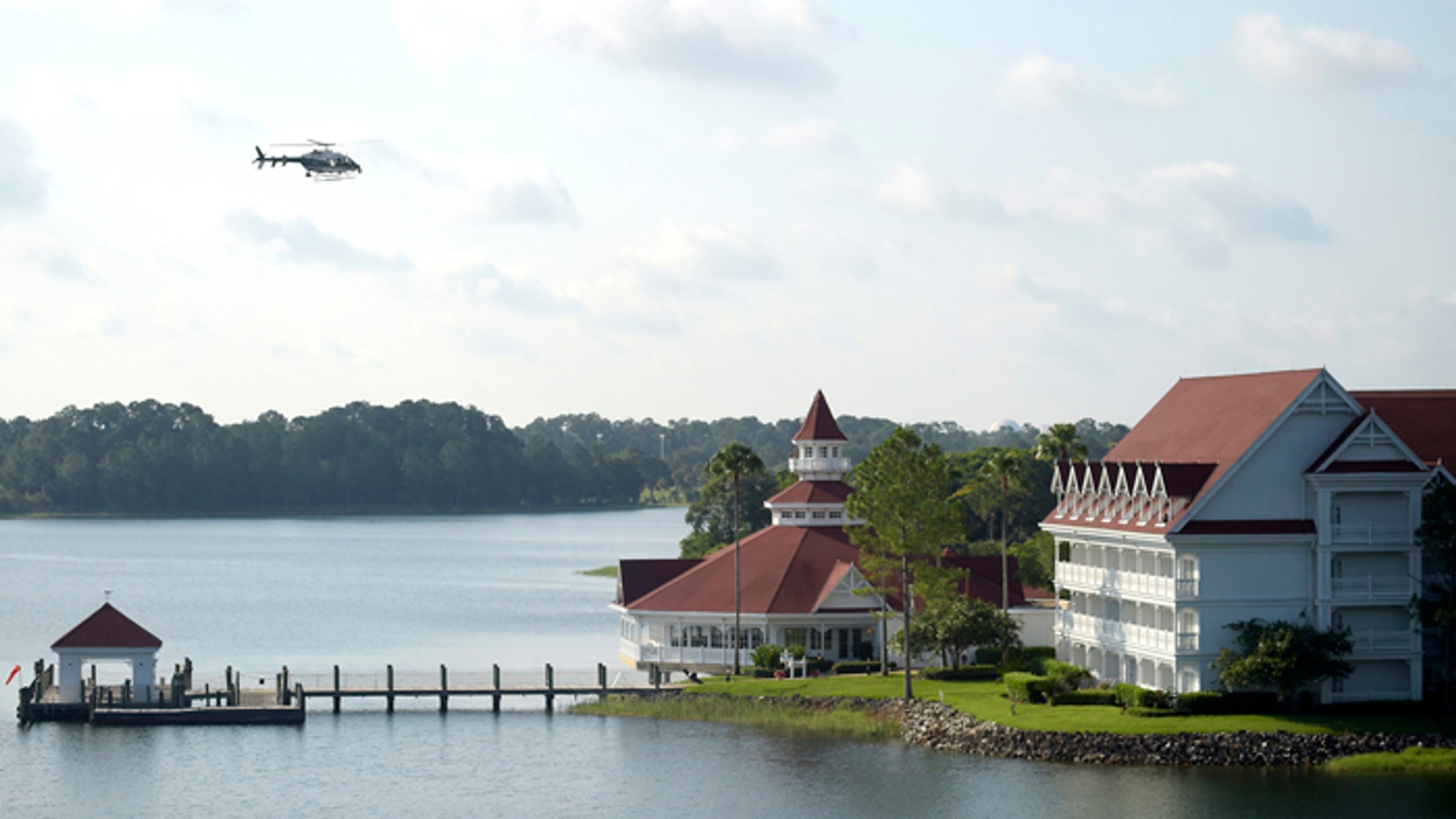 V blízkosti zábavného parku Walt Disney World chlapca napadol aligátor.