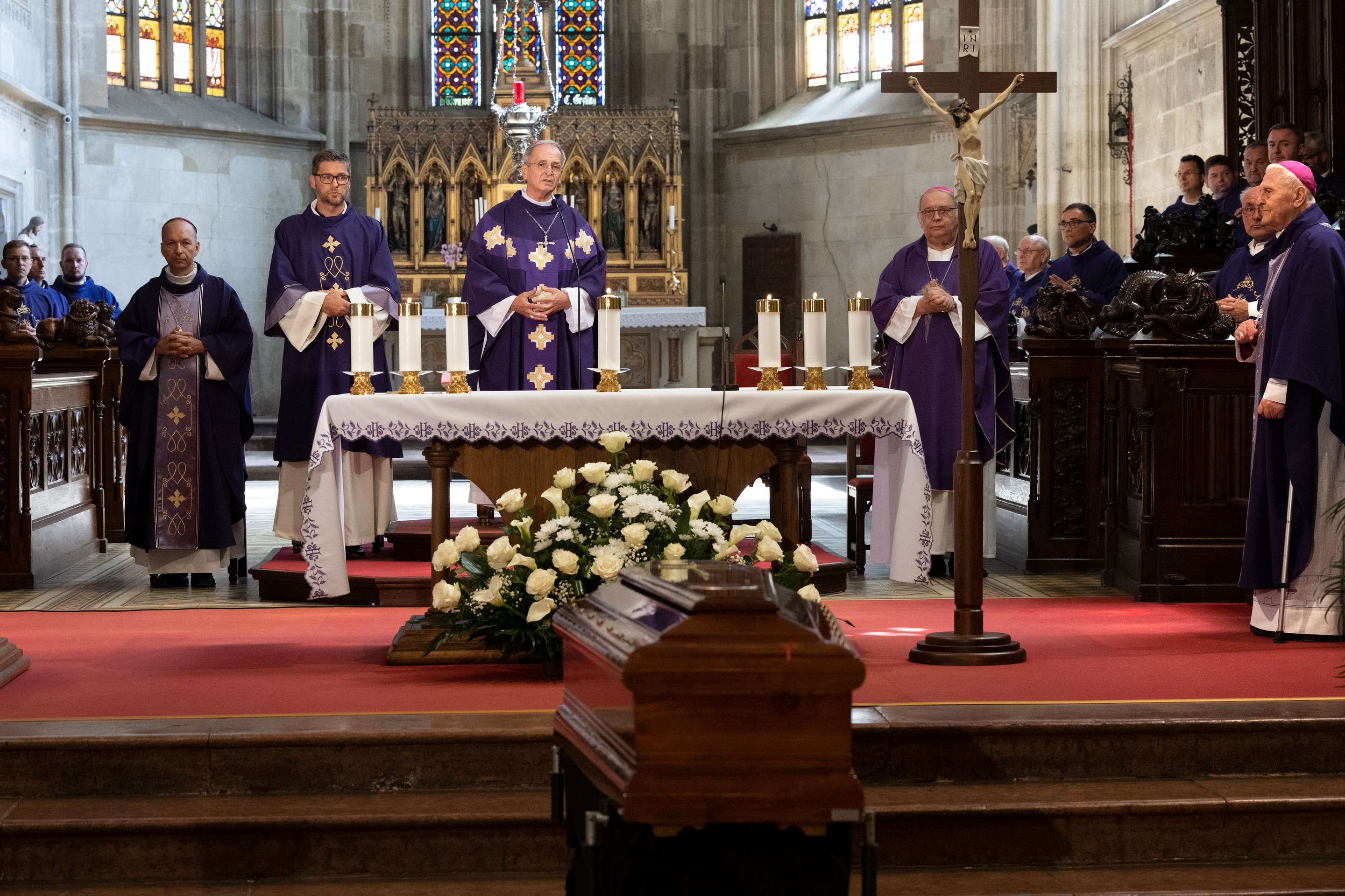 Na snímke celebrujúci predseda Konferencie biskupov Slovenska