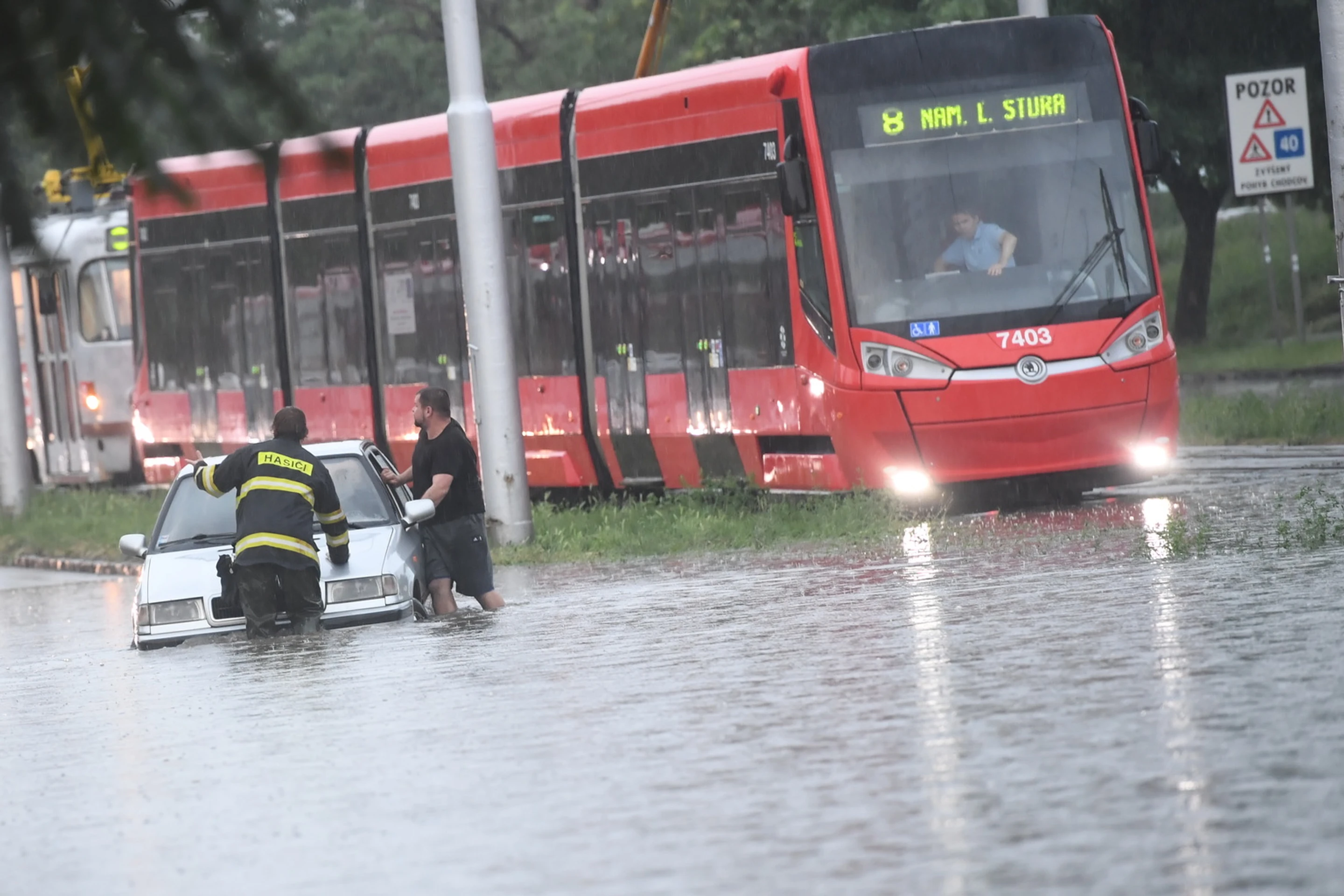 Bratislava po búrke