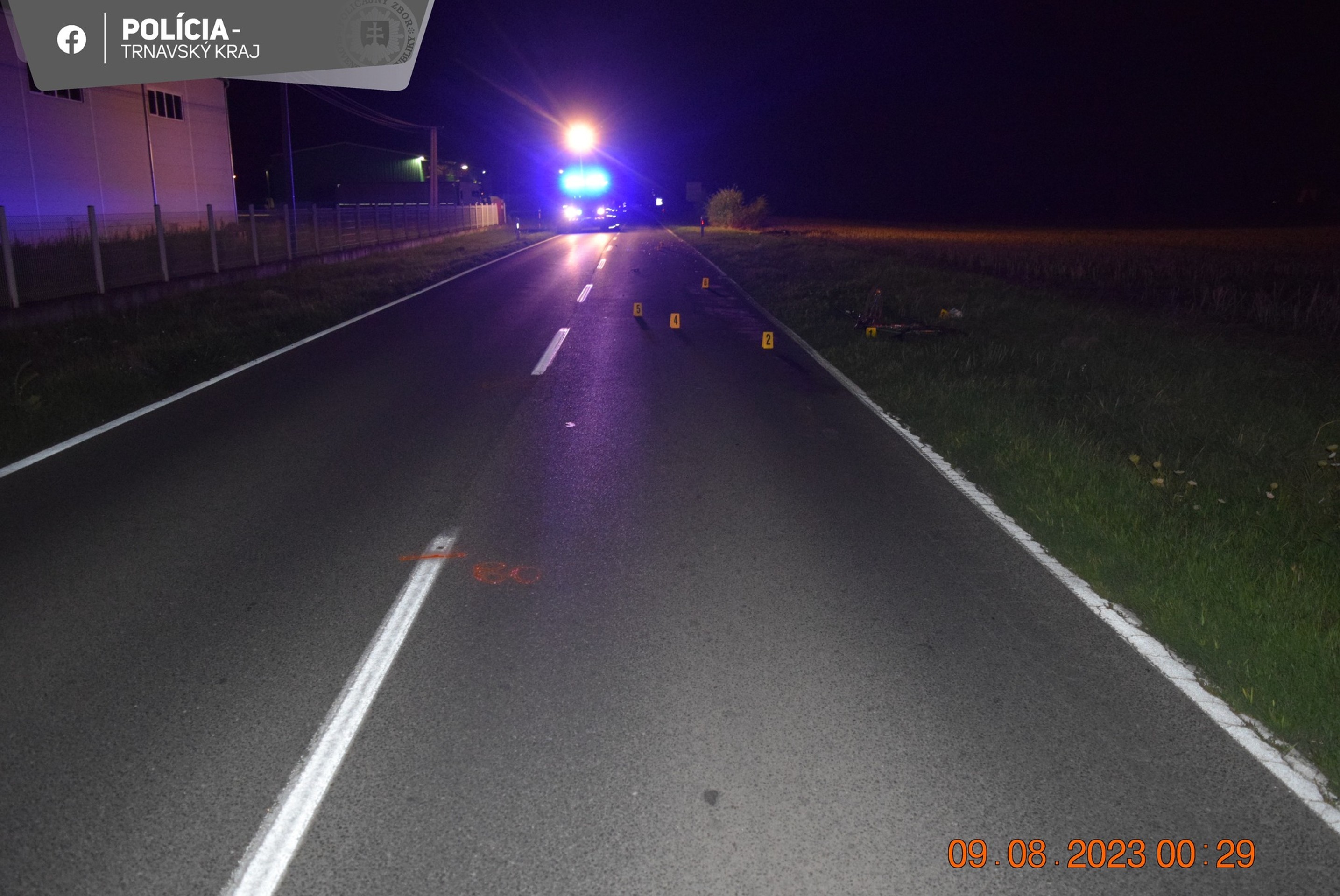 Mladíka v čiernom nikto nevidel