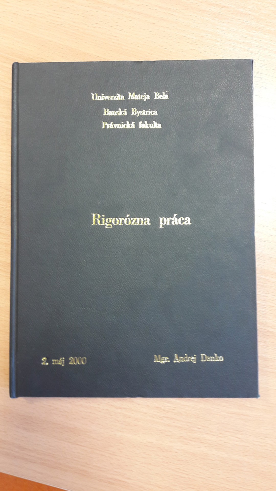 Obal rigoróznej práce Andreja Danka.