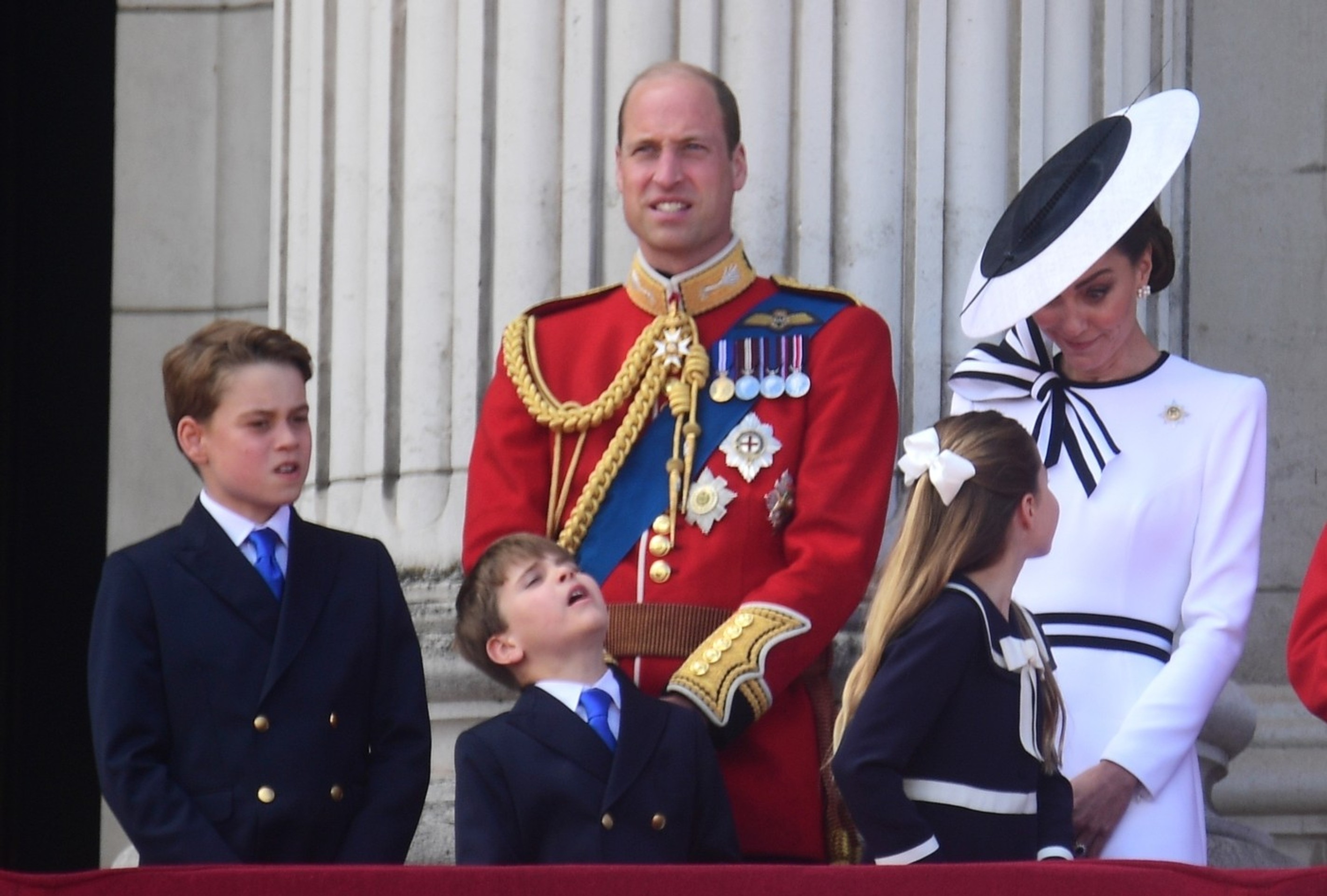 Princ Louis počas prehliadky
