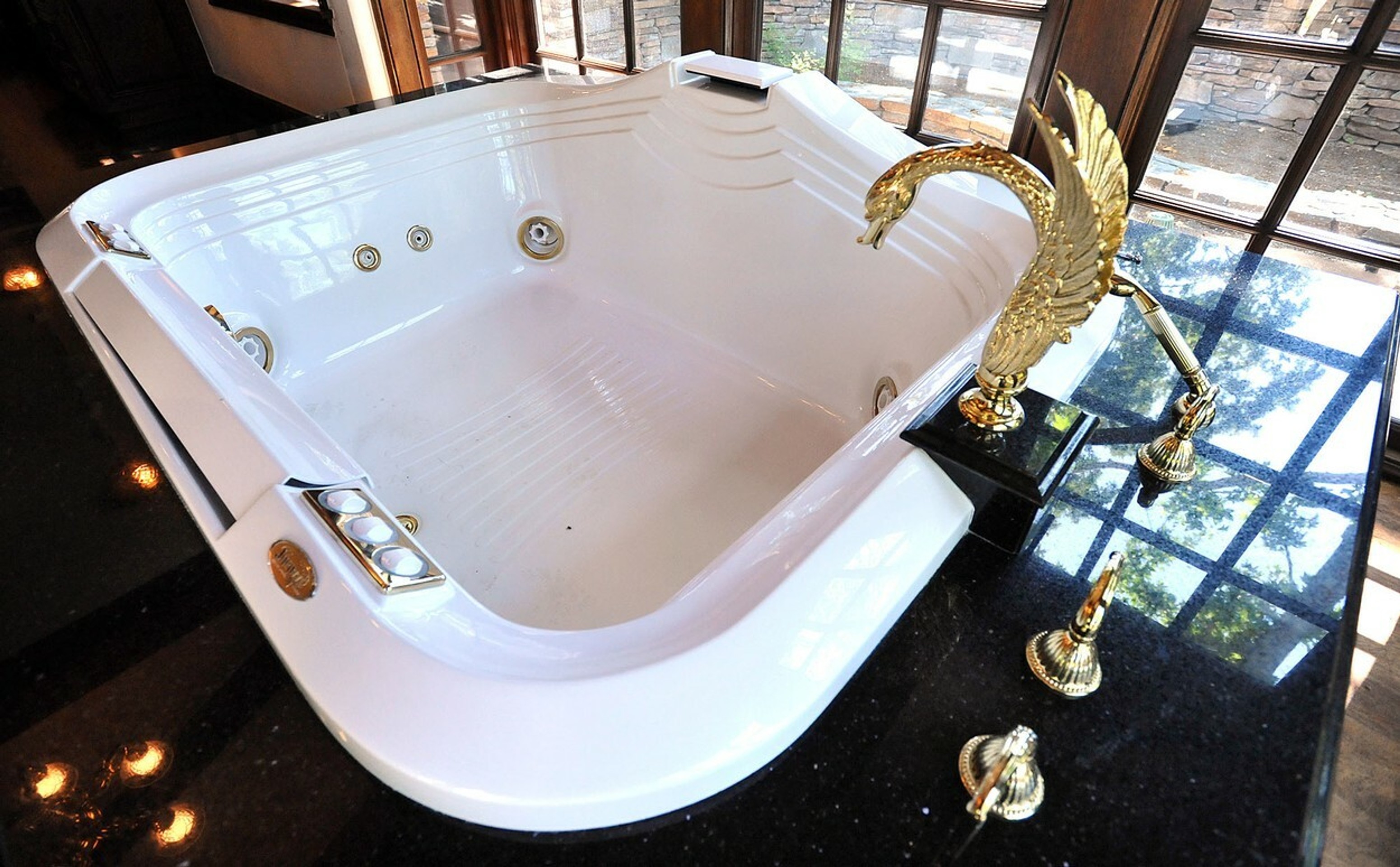 Neverland je opäť na predaj