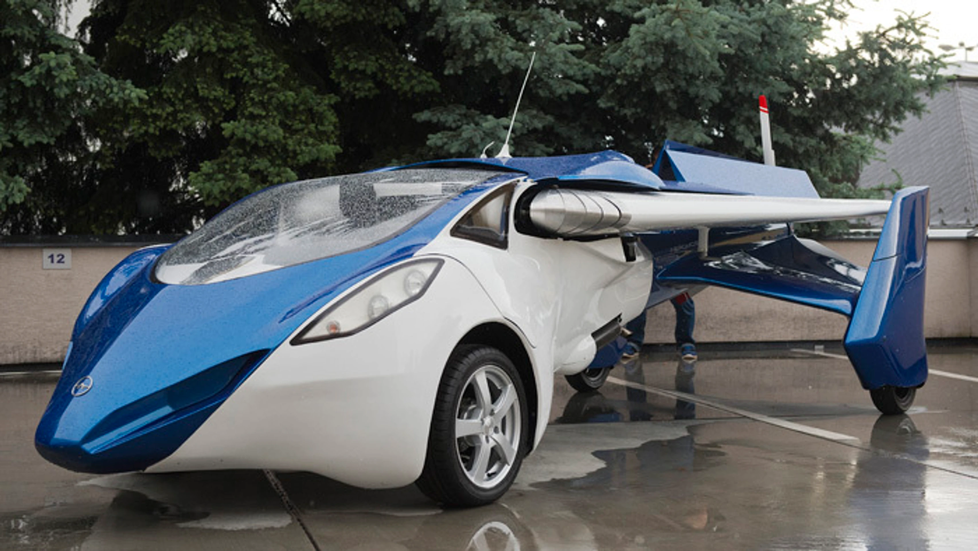 Aeromobil.