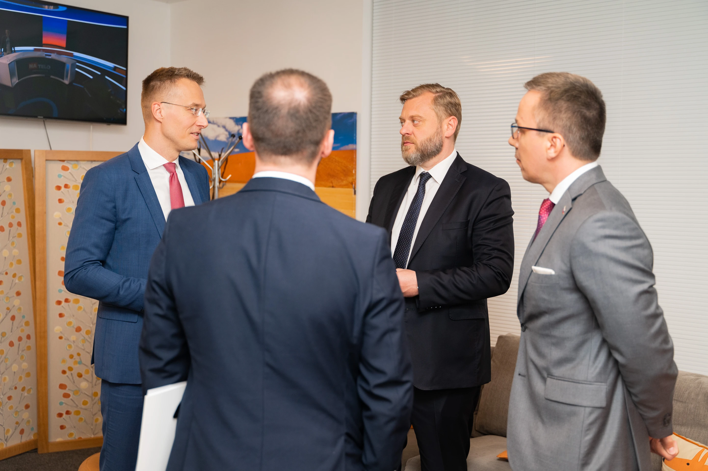 Erik Tomáš, Michal Šipoš a Juraj Krúpa v relácii Na telo.