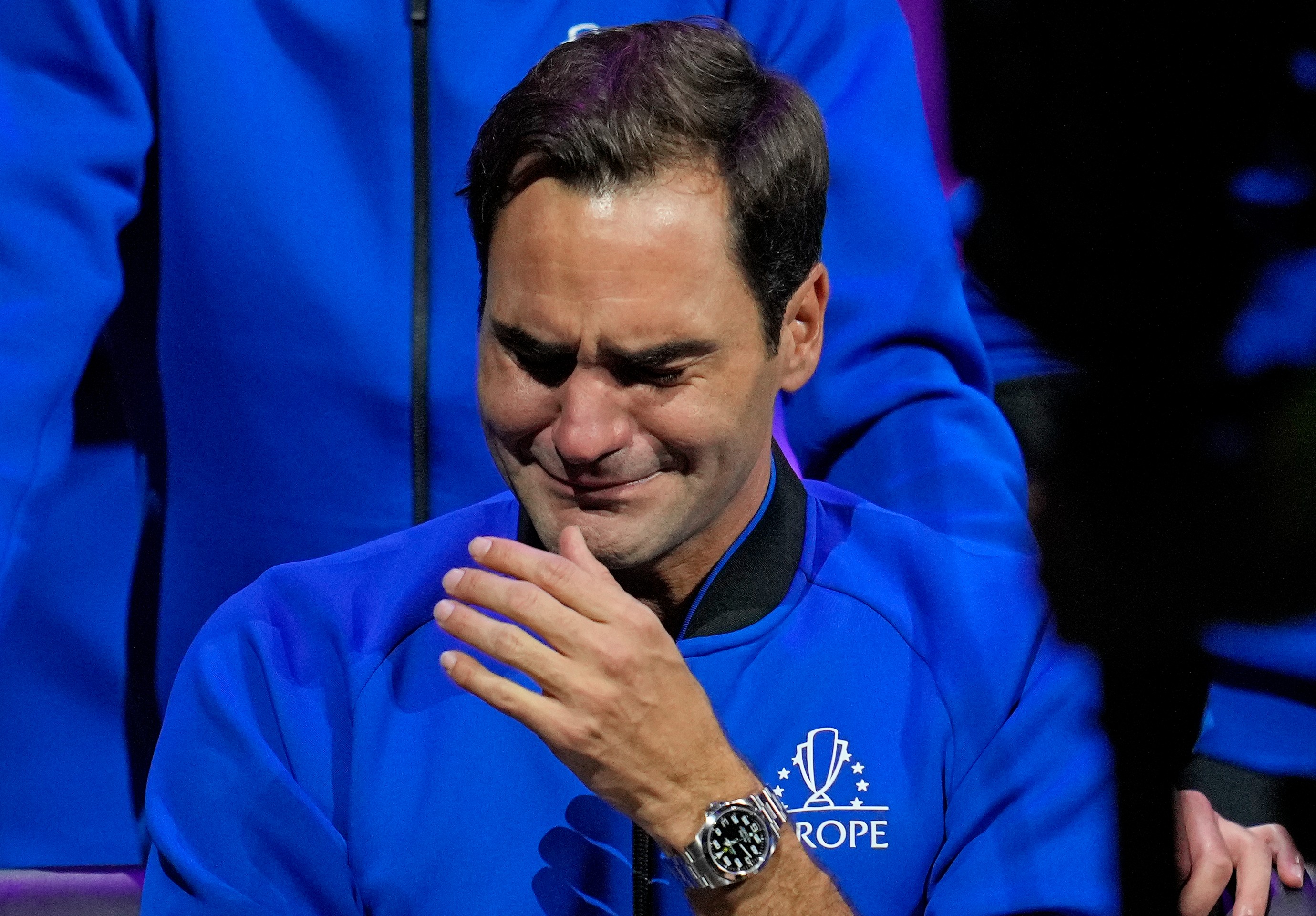 Roger Federer sa lúči s kariérou.