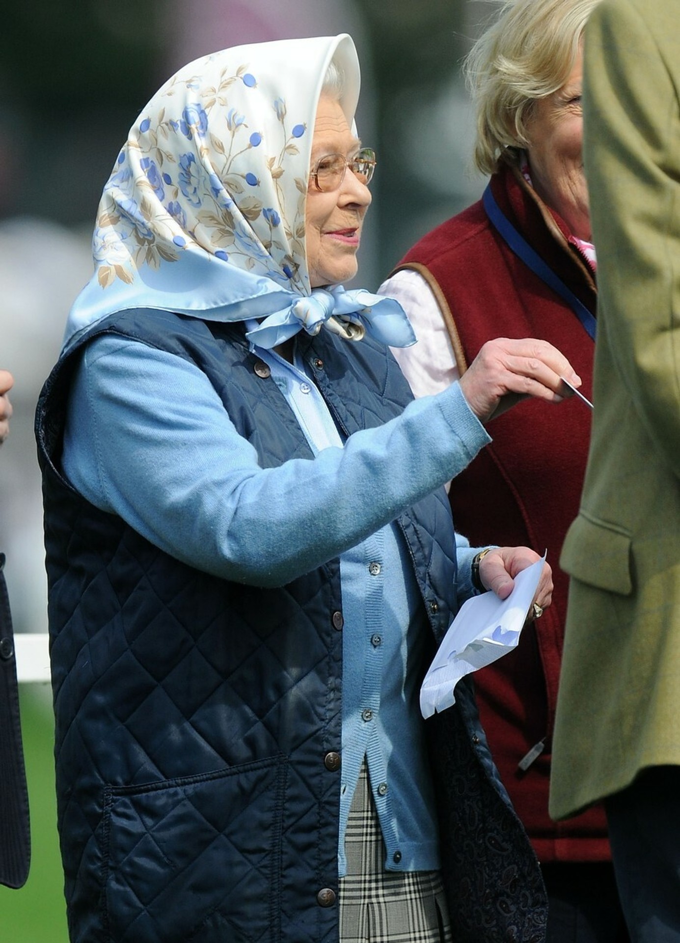 Nie je však veľmi pravdepodobné, že stretneme kráľovnú  na nákupoch.