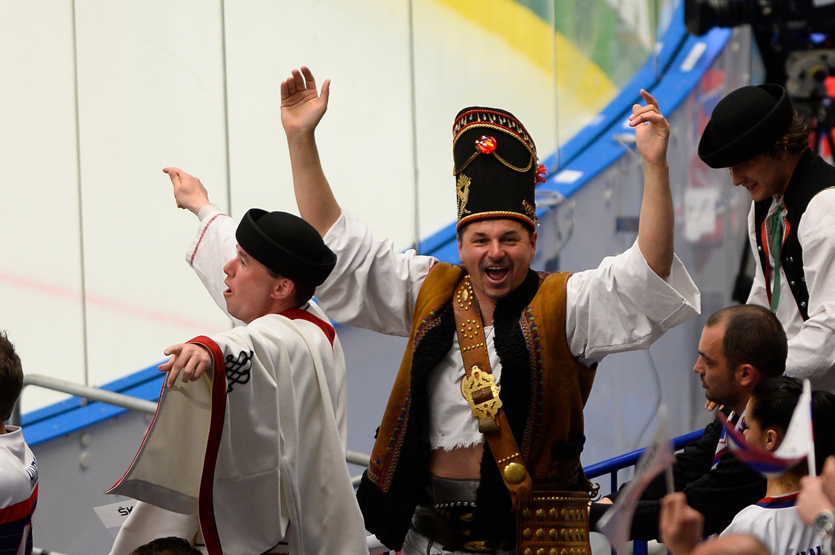 Slovenskí fanúšikovia na zápase Slovensko-Slovinsko.