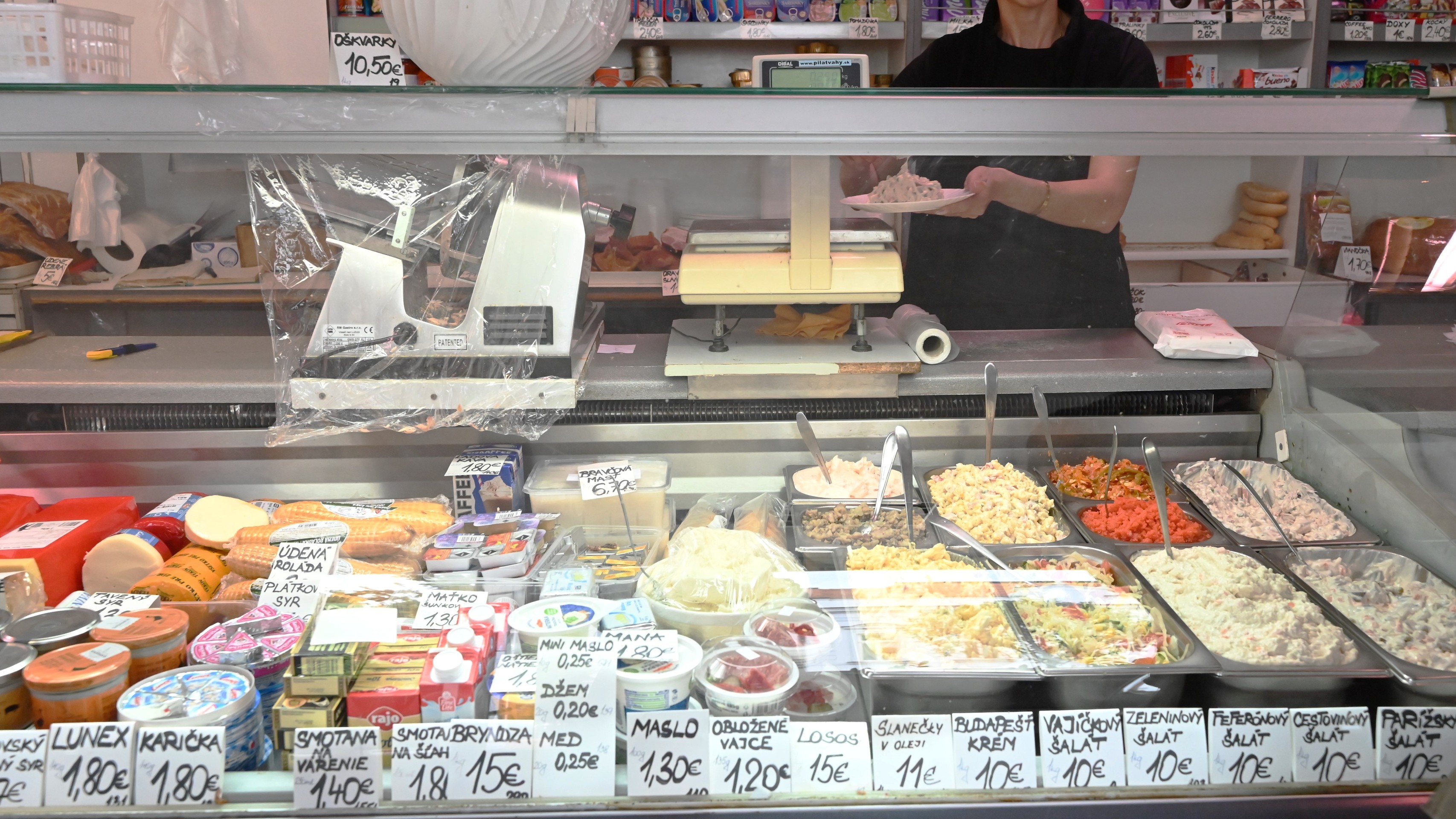 Unikátny bufet na stojáka v Trnave.