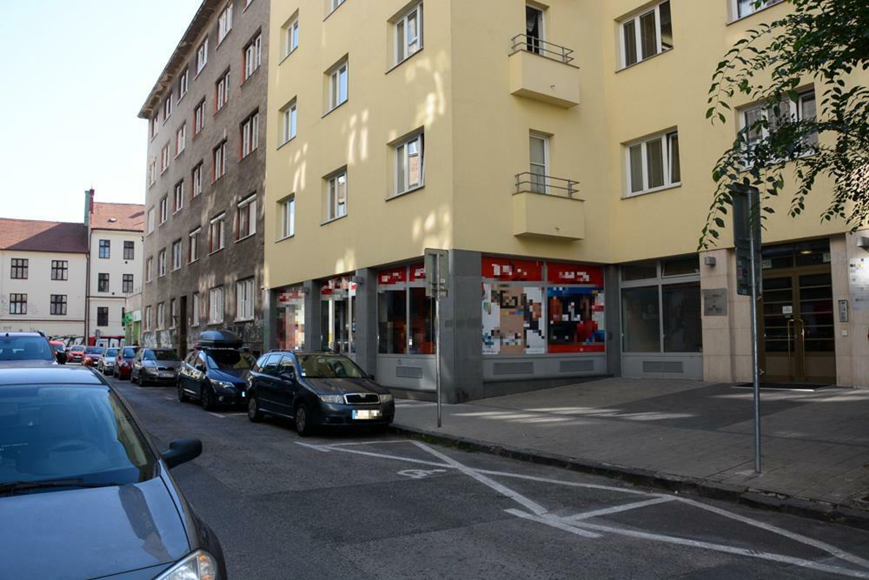 Z policajného zásahu v zariadení pre seniorov.