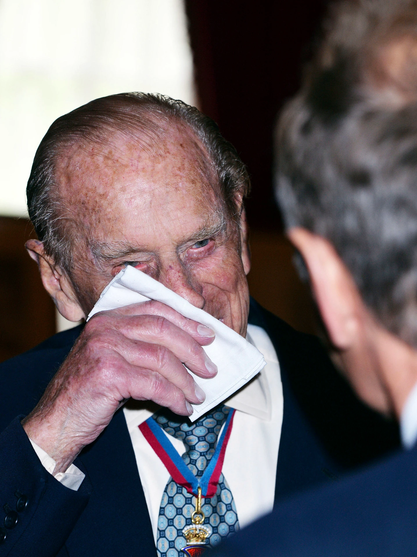 Princ Philip oznámil odchod do kráľovského dôchodku. 