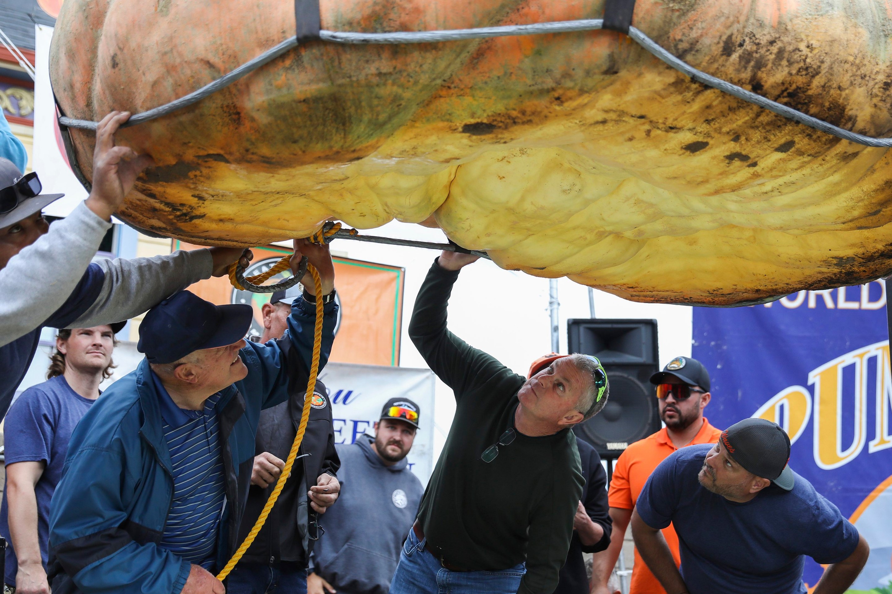 Porotcovia skúmajú rekordnú tekvicu