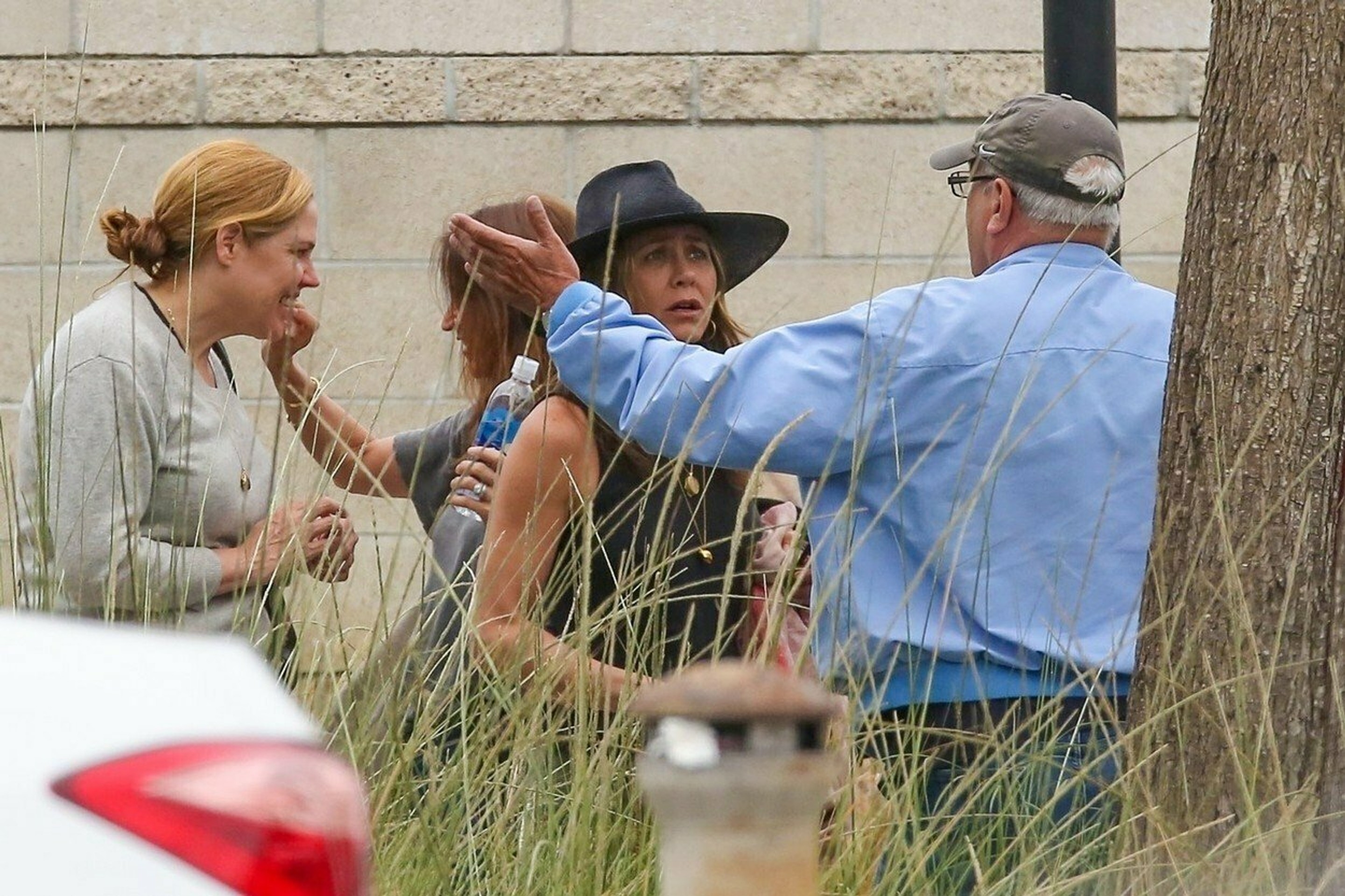 Jennifer Aniston si vymieňala názory s neznámym mužom