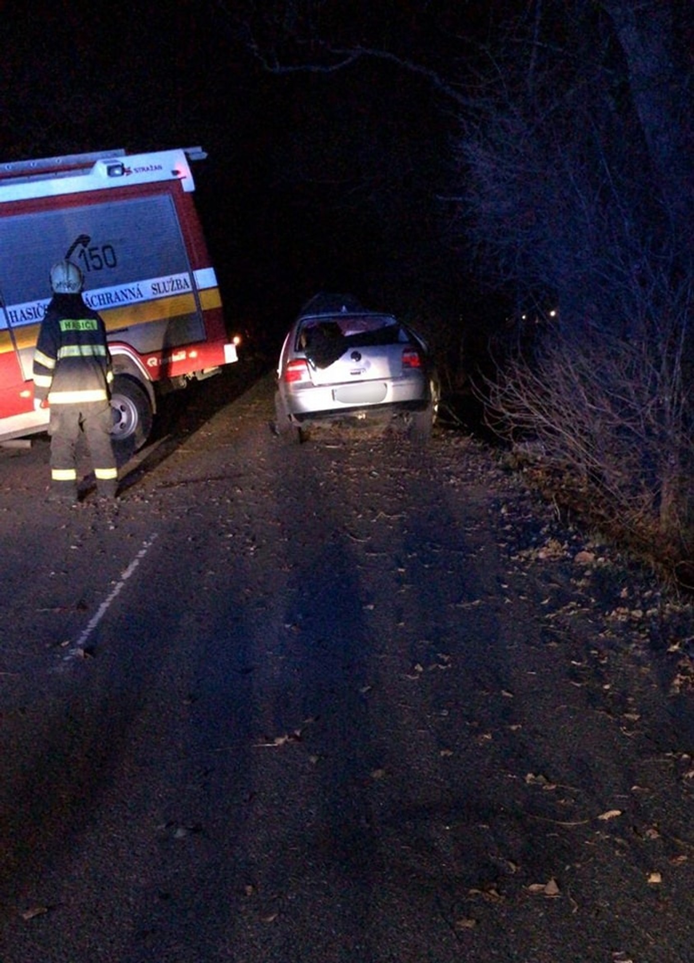 Tragická nehoda pri Hlohovci, o život prišiel 17-ročný chlapec.