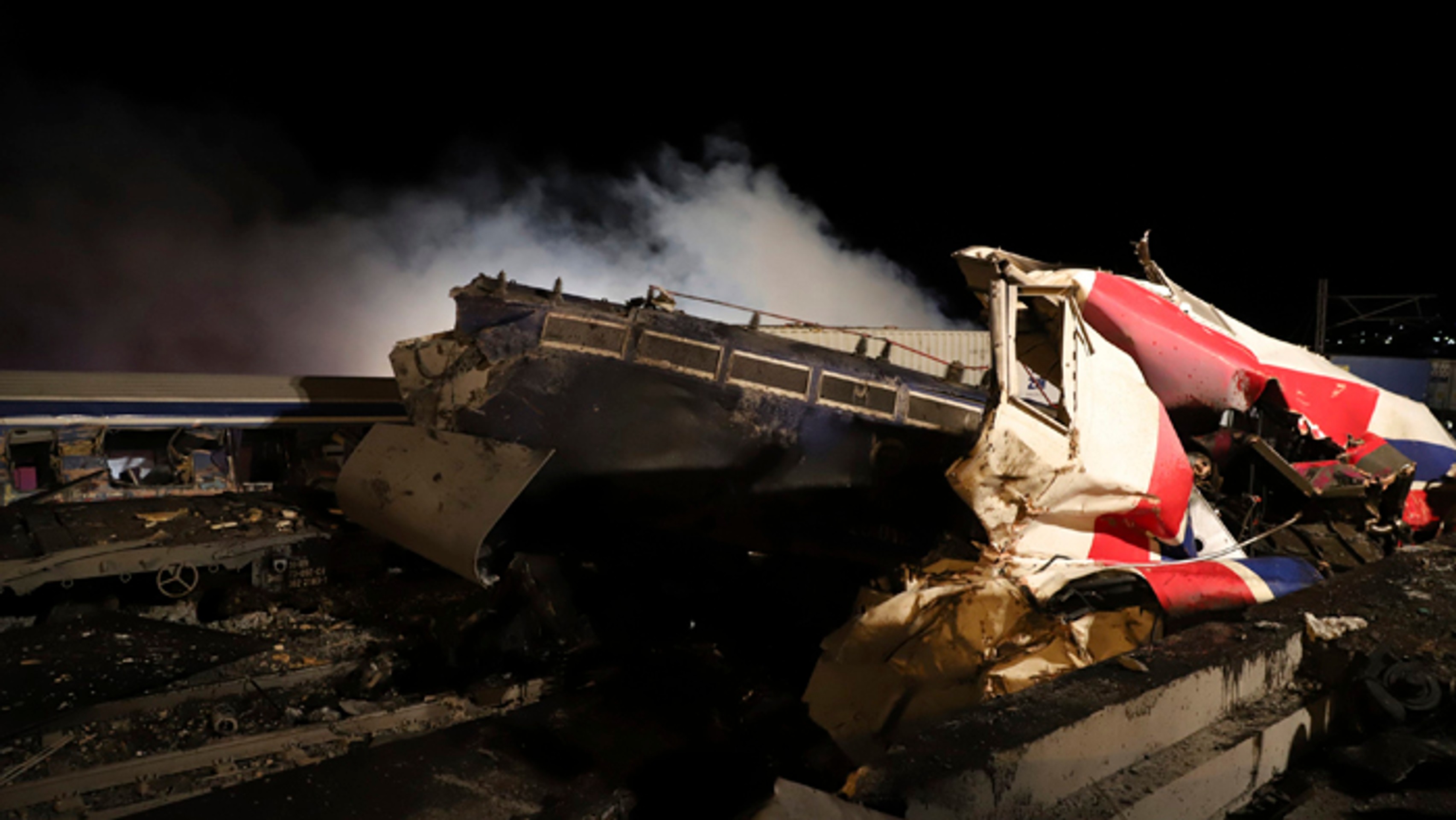 Tragická zrážka dvoch vlakov v Grécku.