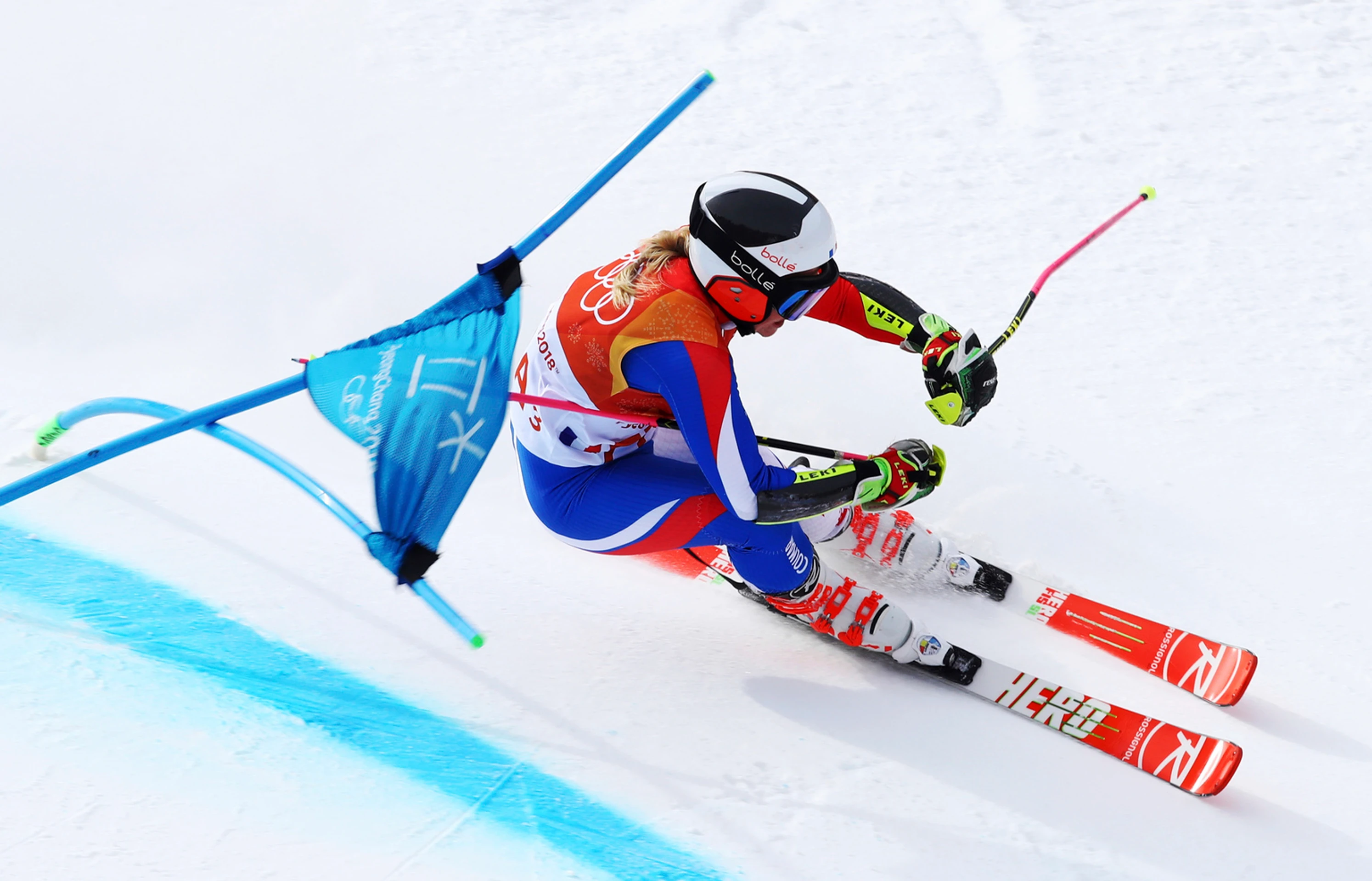 Lyžiarka Tessa Worleyová z Francúzska počas súťaže tímov na ZOH 2018.