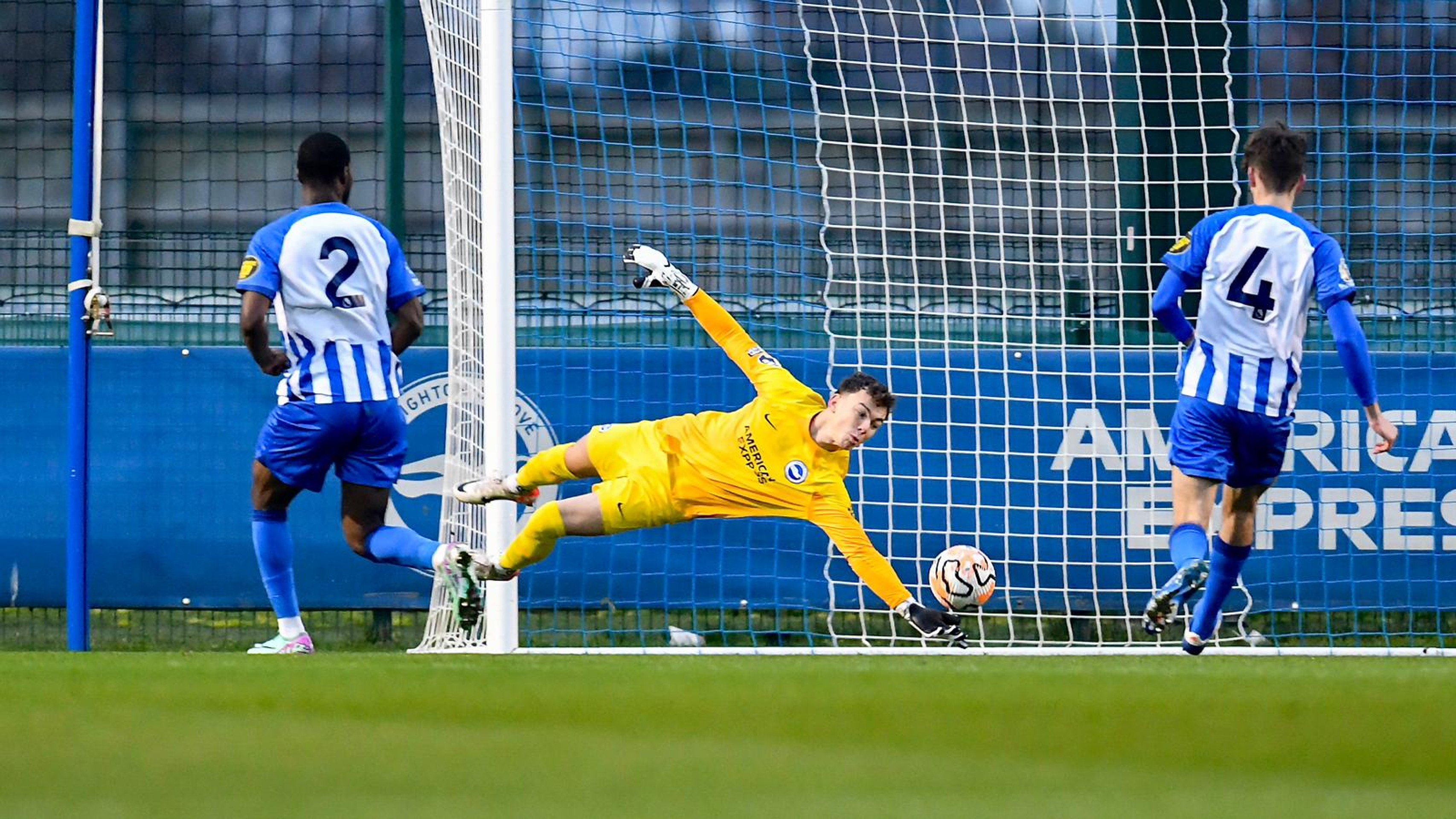 Jeden z famóznych zákrokov proti Liverpoolu.