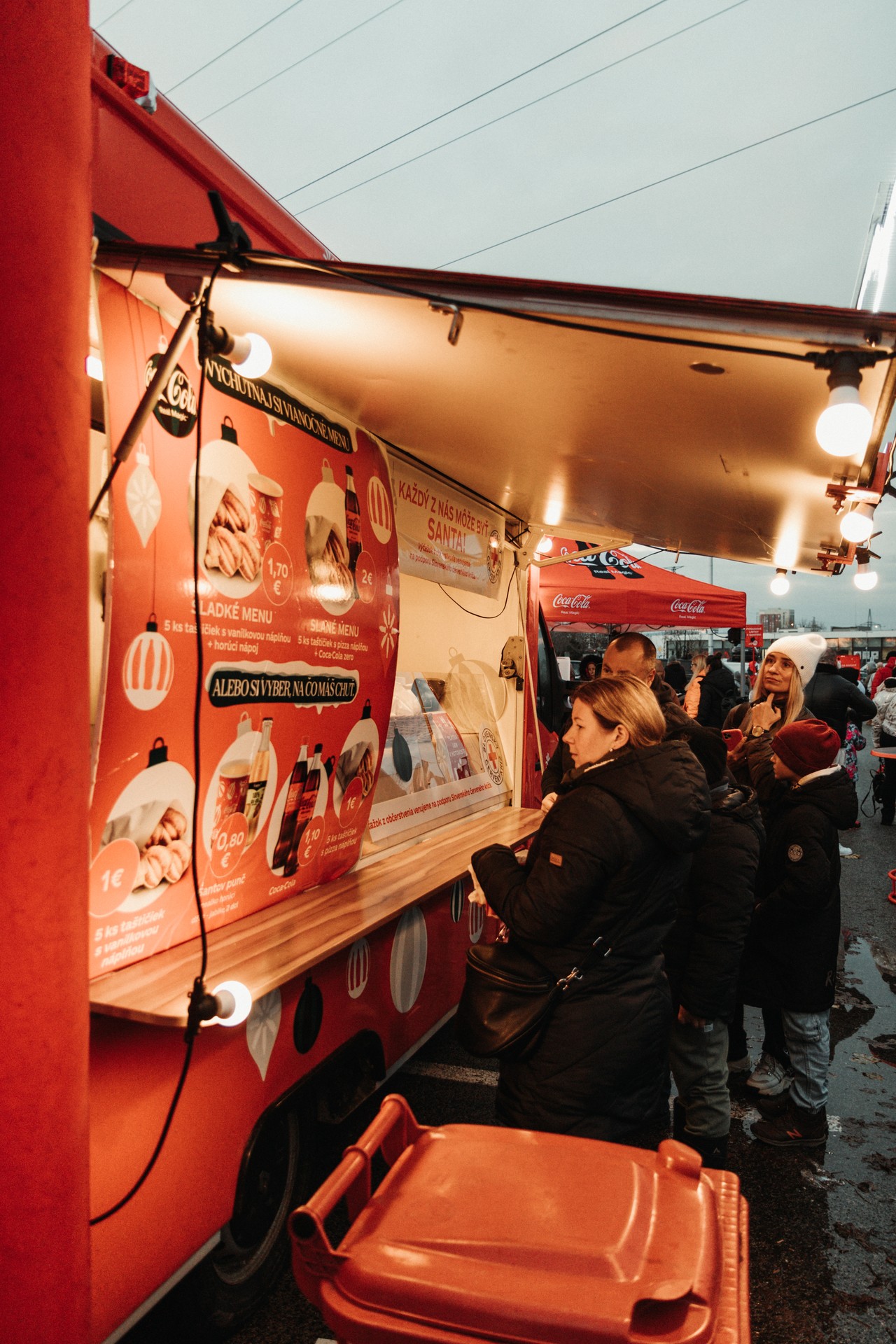 Coca-Cola Vianočný kamión v Bratislave
