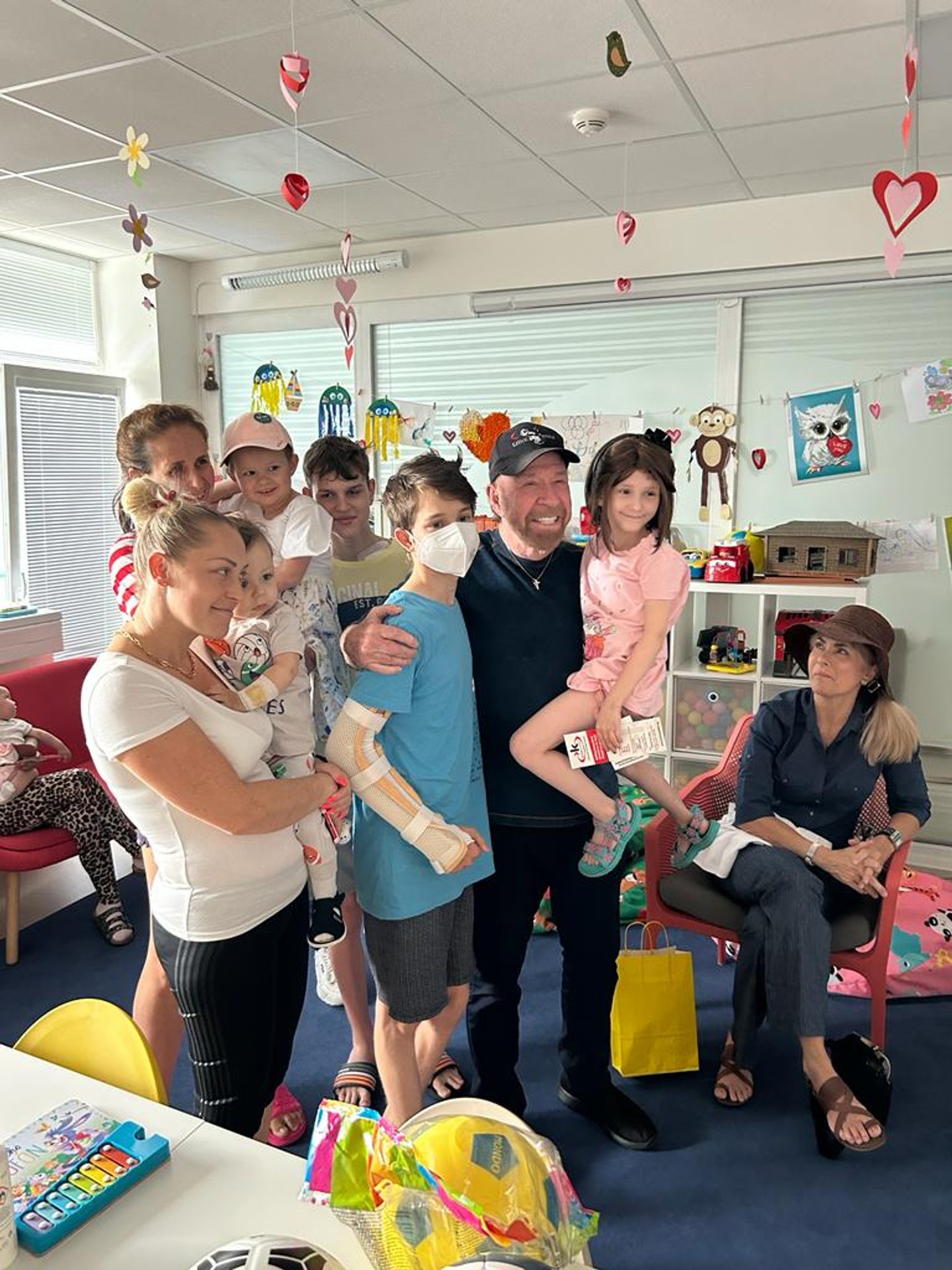 Chuck Norris v onkologickom centre. 