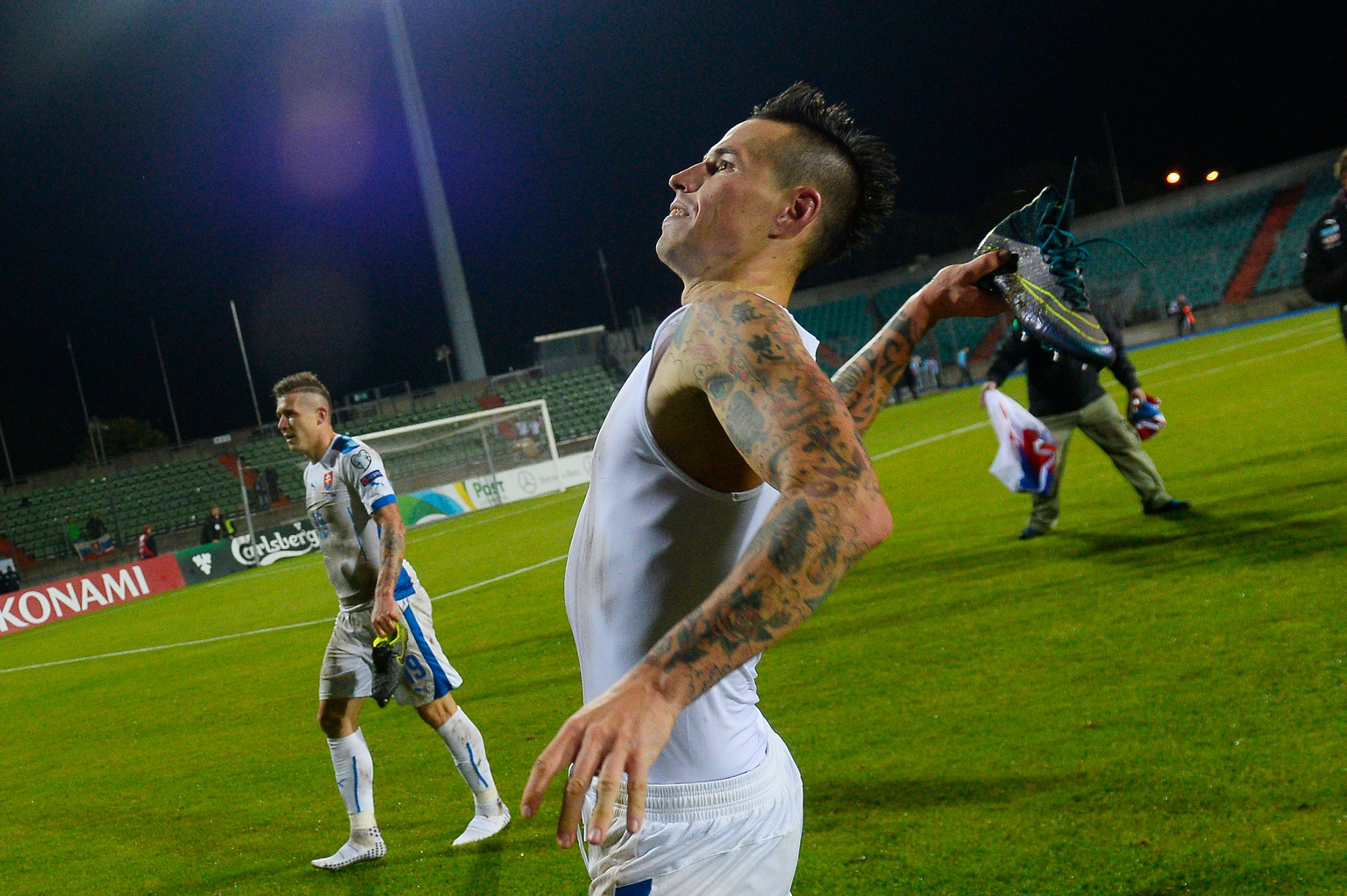 Slovensko postúpilo na EURO 2016